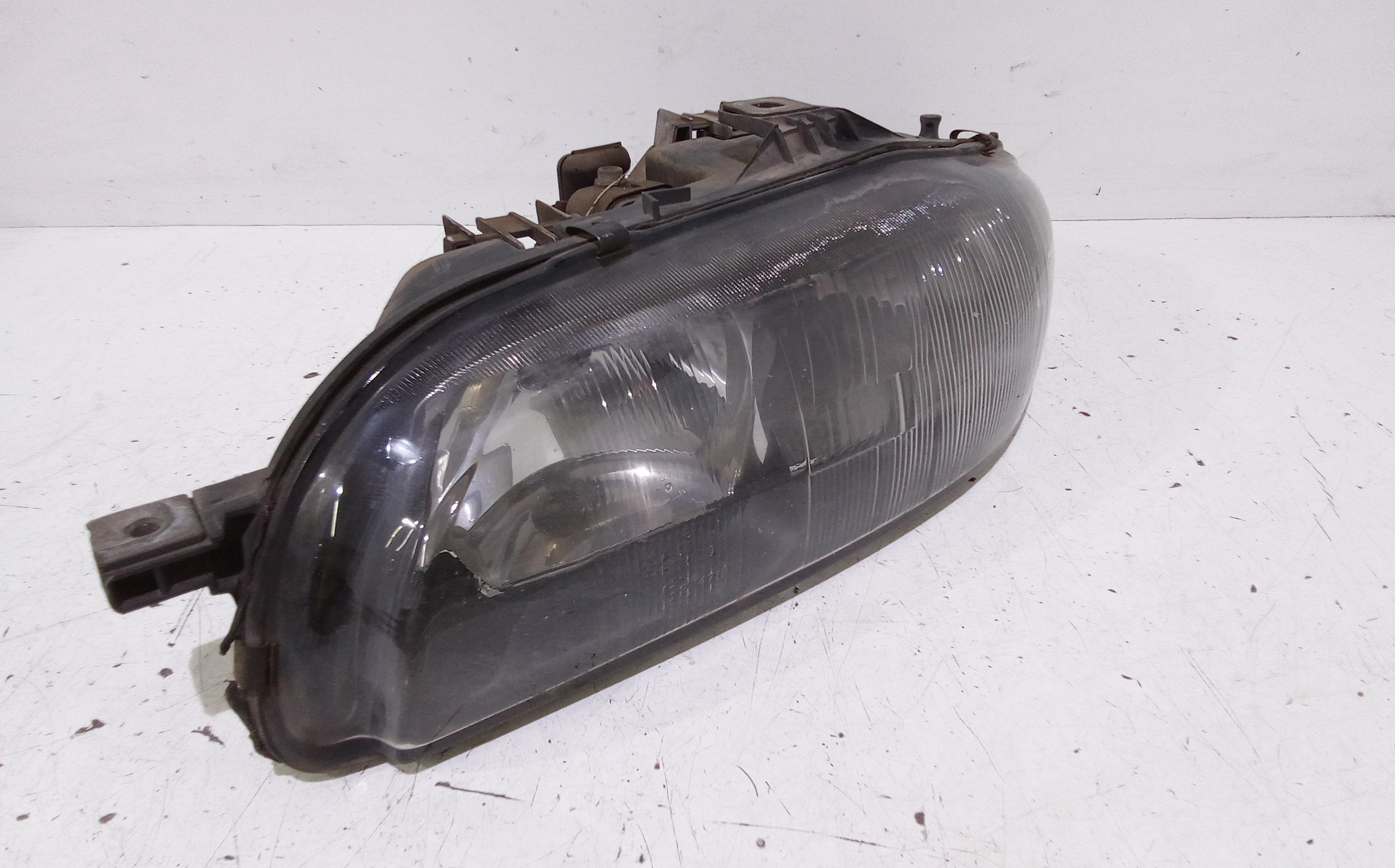 Faro anteriore Sinistro Guida per Fiat Brava Berlina (1995 - 2001)