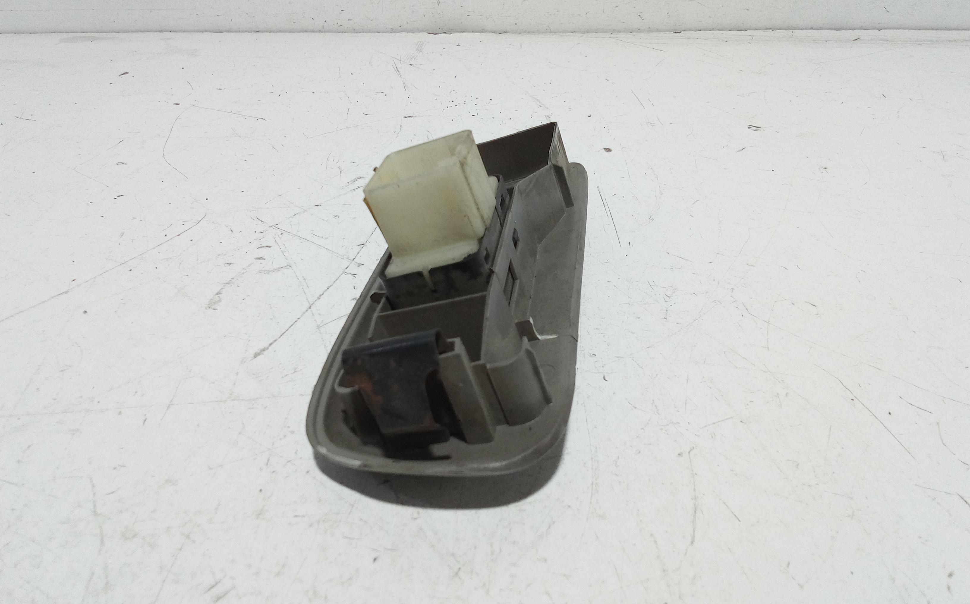 Pulsantiera Anteriore Destra Passeggero per Mazda Tribute (2000 - 2011)