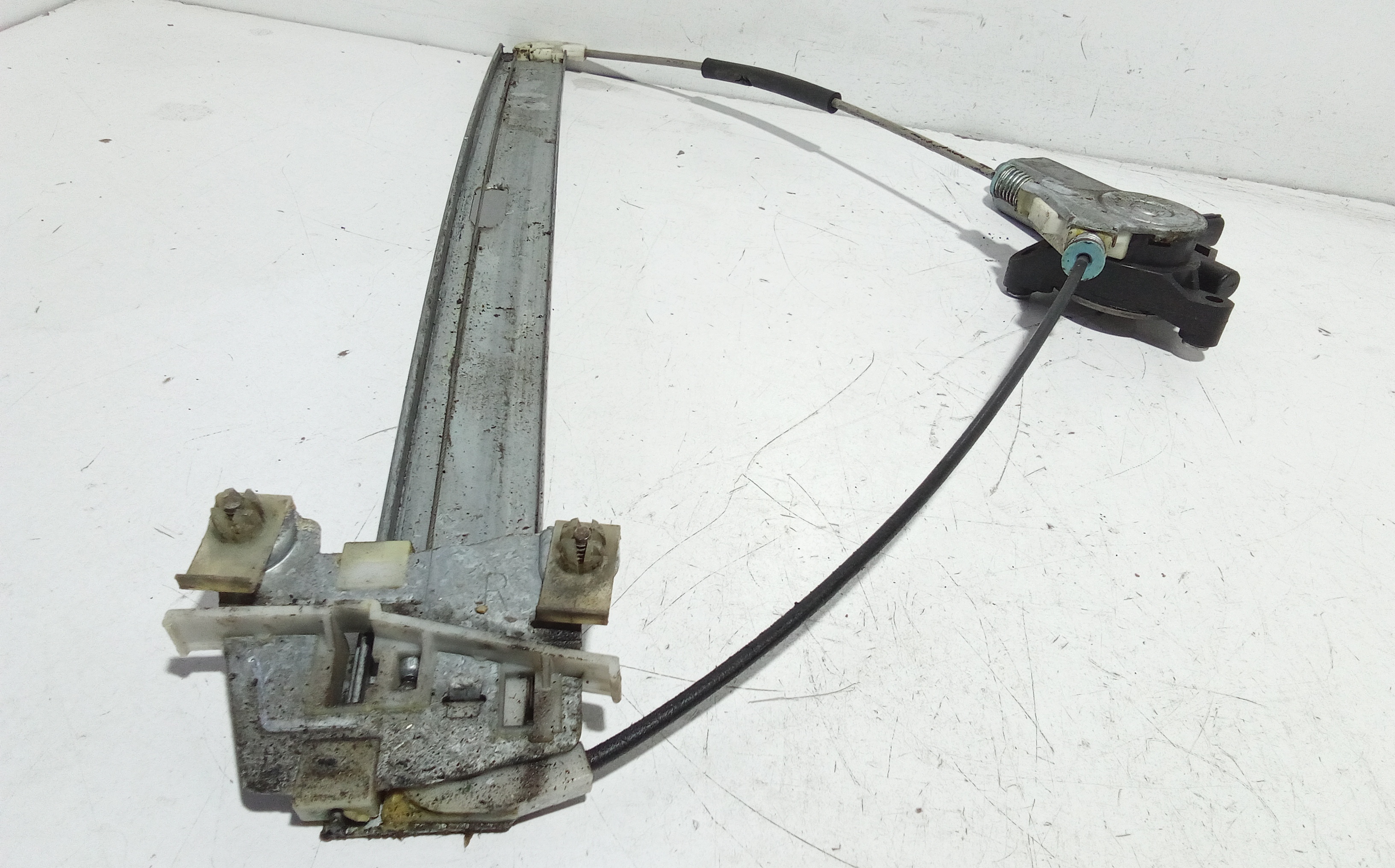 Cremagliera anteriore destra passeggero per Mazda Tribute (2000 - 2011)