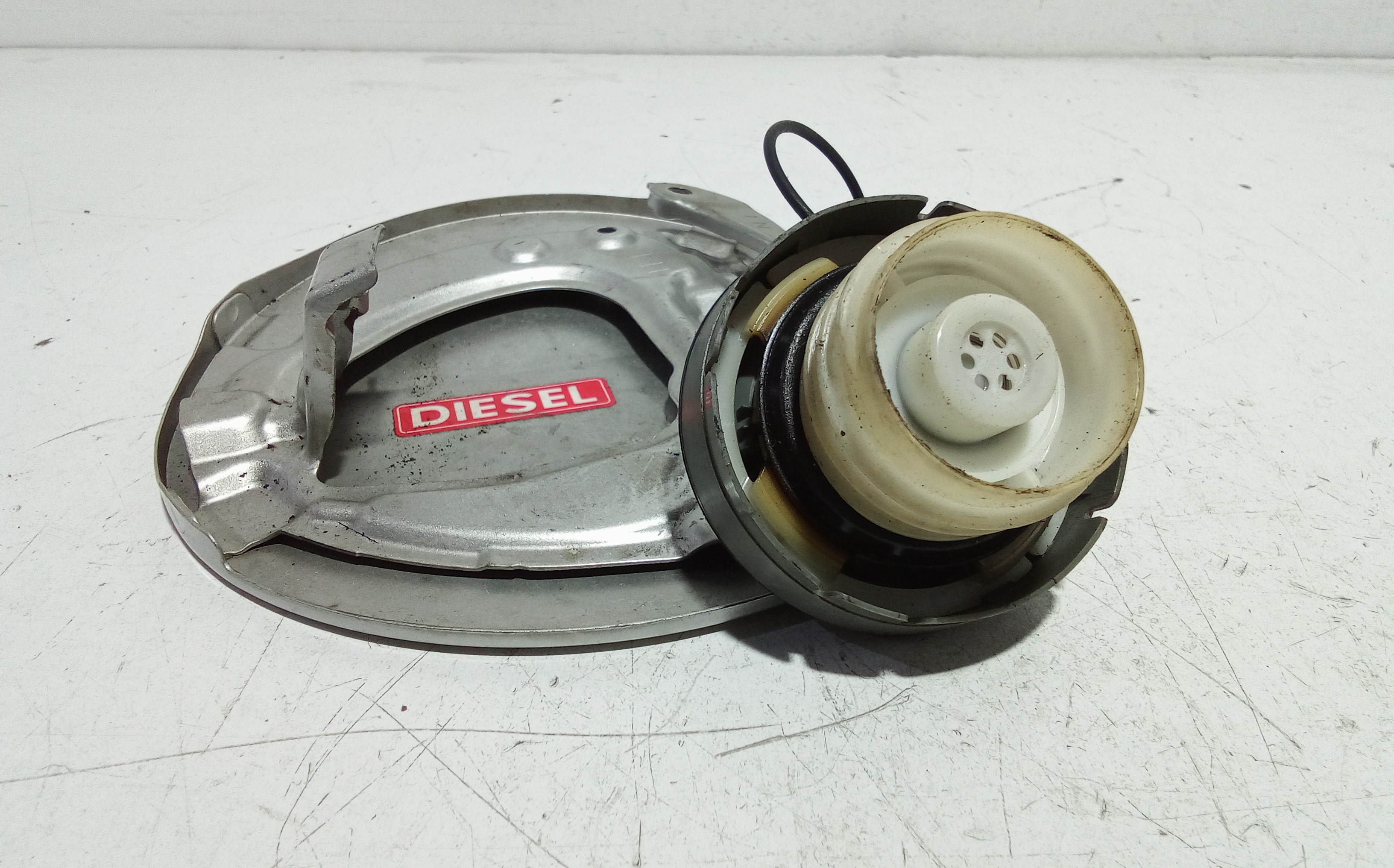 Sportellino Carburante per Mazda Tribute (2000 - 2011)