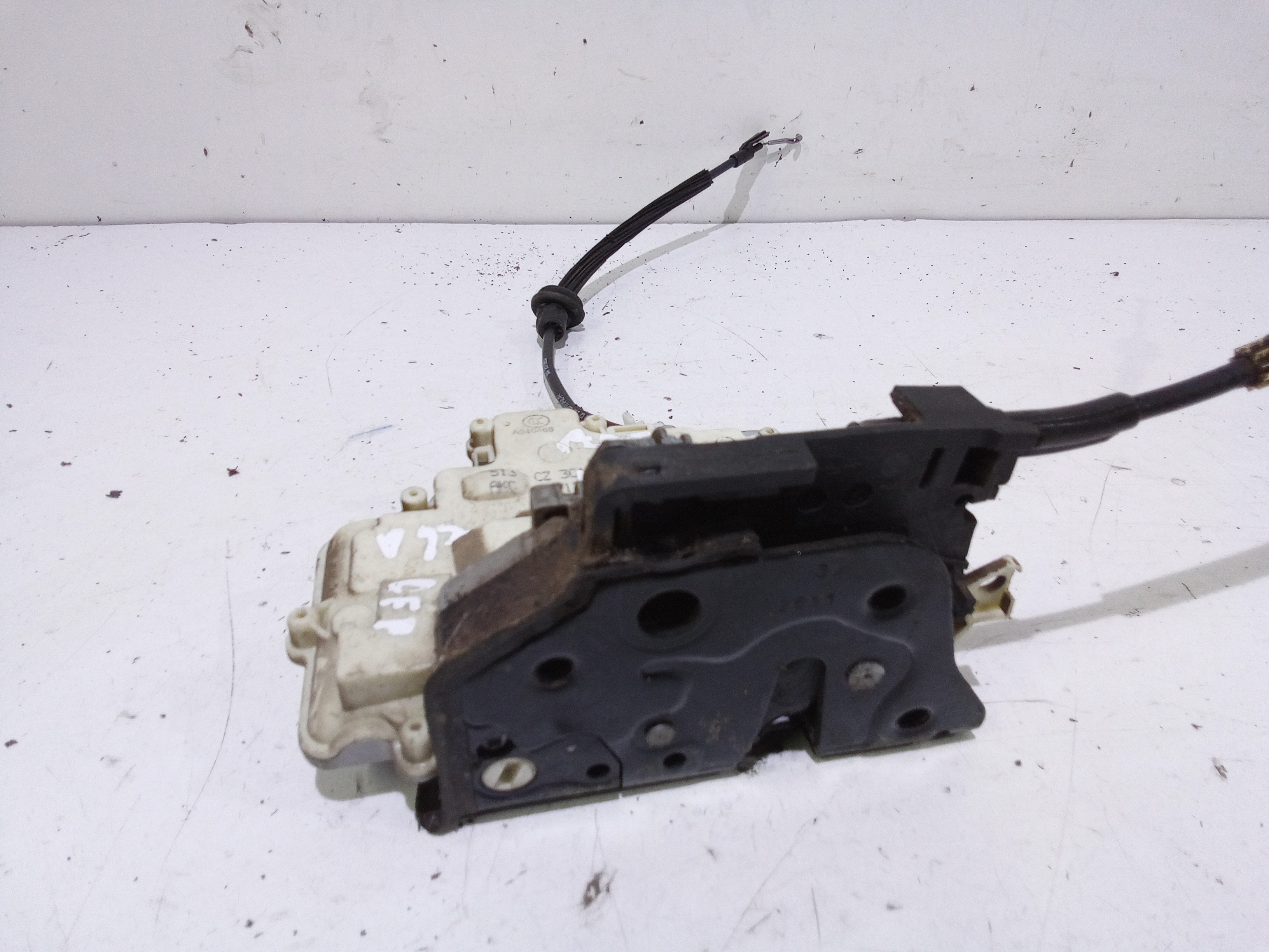 Serratura Anteriore Destra per Volkswagen Passat Variant 5 Serie (2010 - In produzione)