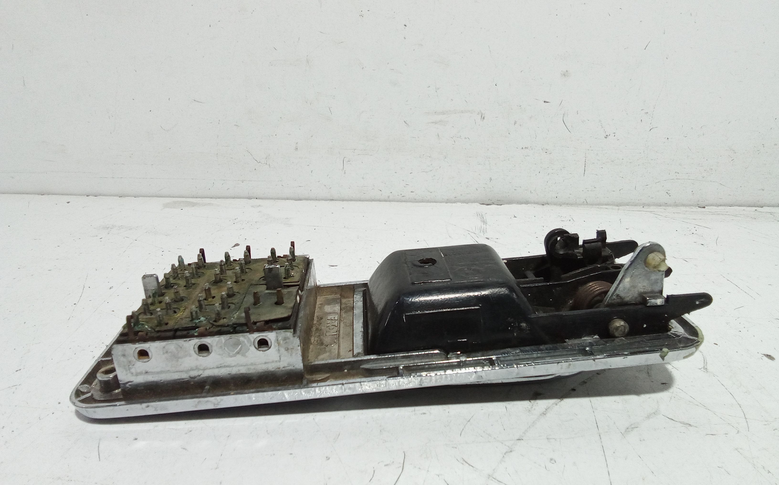 Maniglia interna anteriore Sinistra per Jeep Cherokee 1a serie (1984 - 1996)