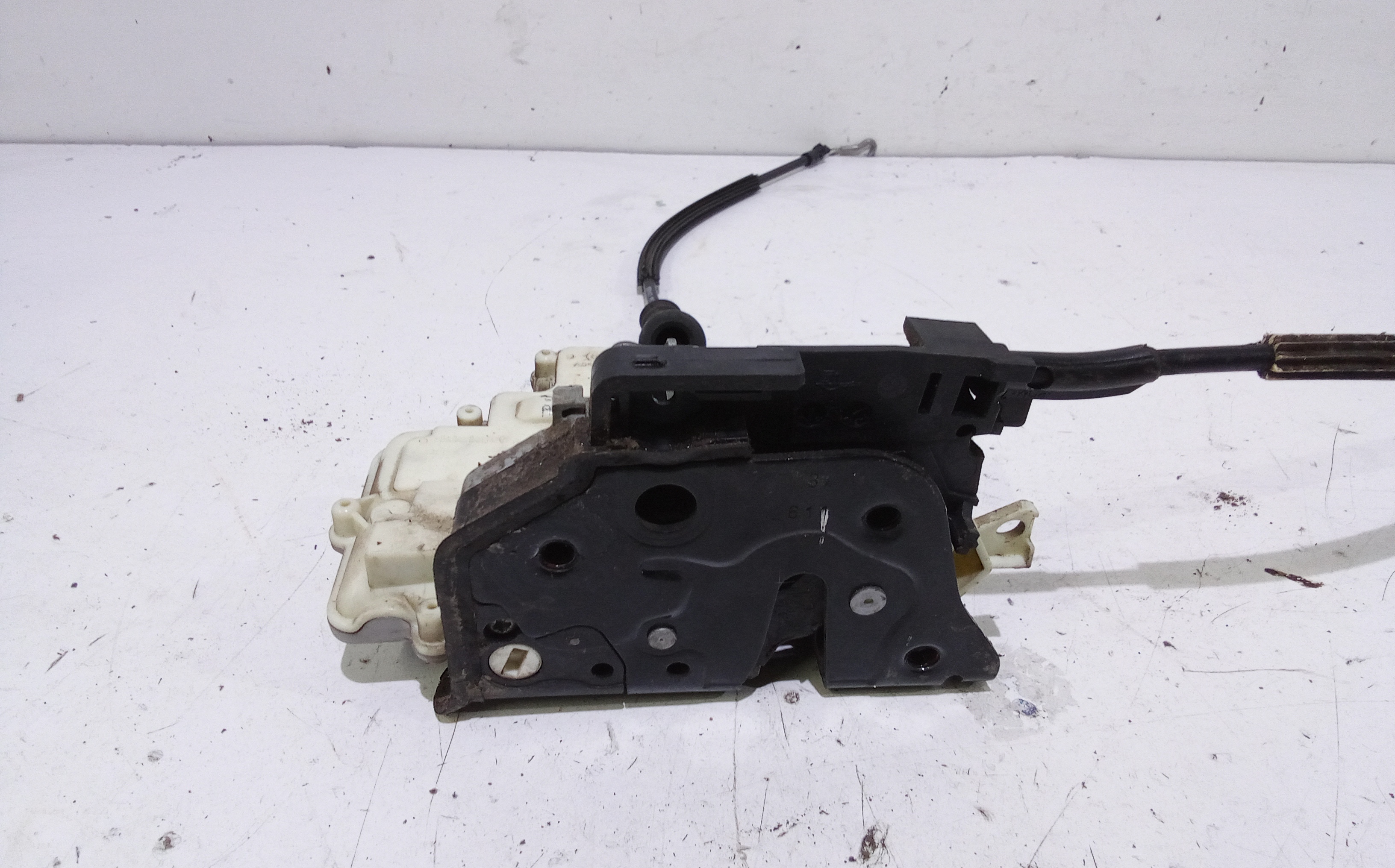 Serratura Posteriore destra per Volkswagen Passat Variant 5 Serie (2010 - In produzione)