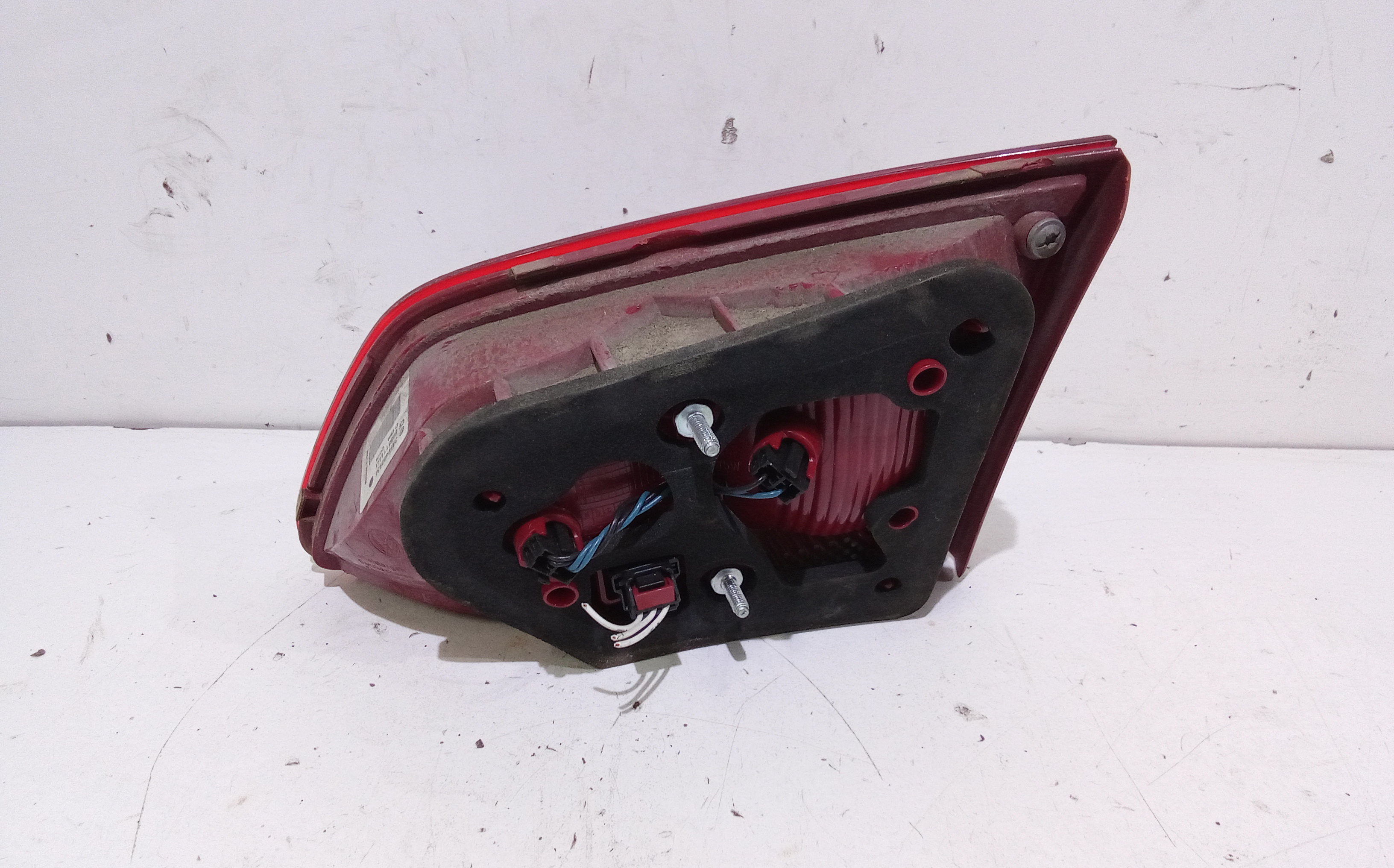 Stop Posteriore Sinistro Integrato nel Portello per Volkswagen Passat Variant 5 Serie (2010 - In produzione)