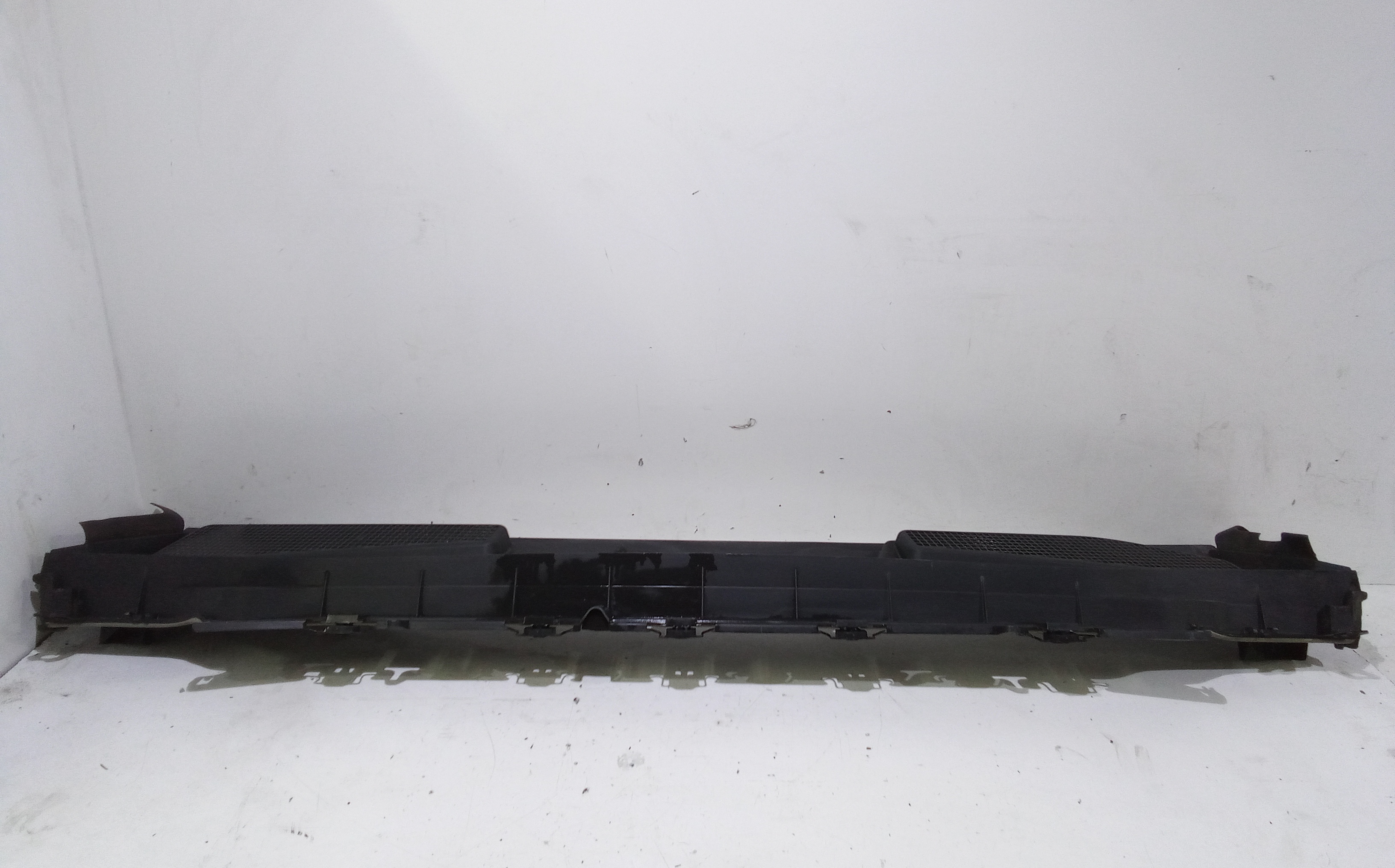 Griglia Gocciolatoio ant. per Mercedes Glb Serie (x247) (19>) (2019 - In produzione)