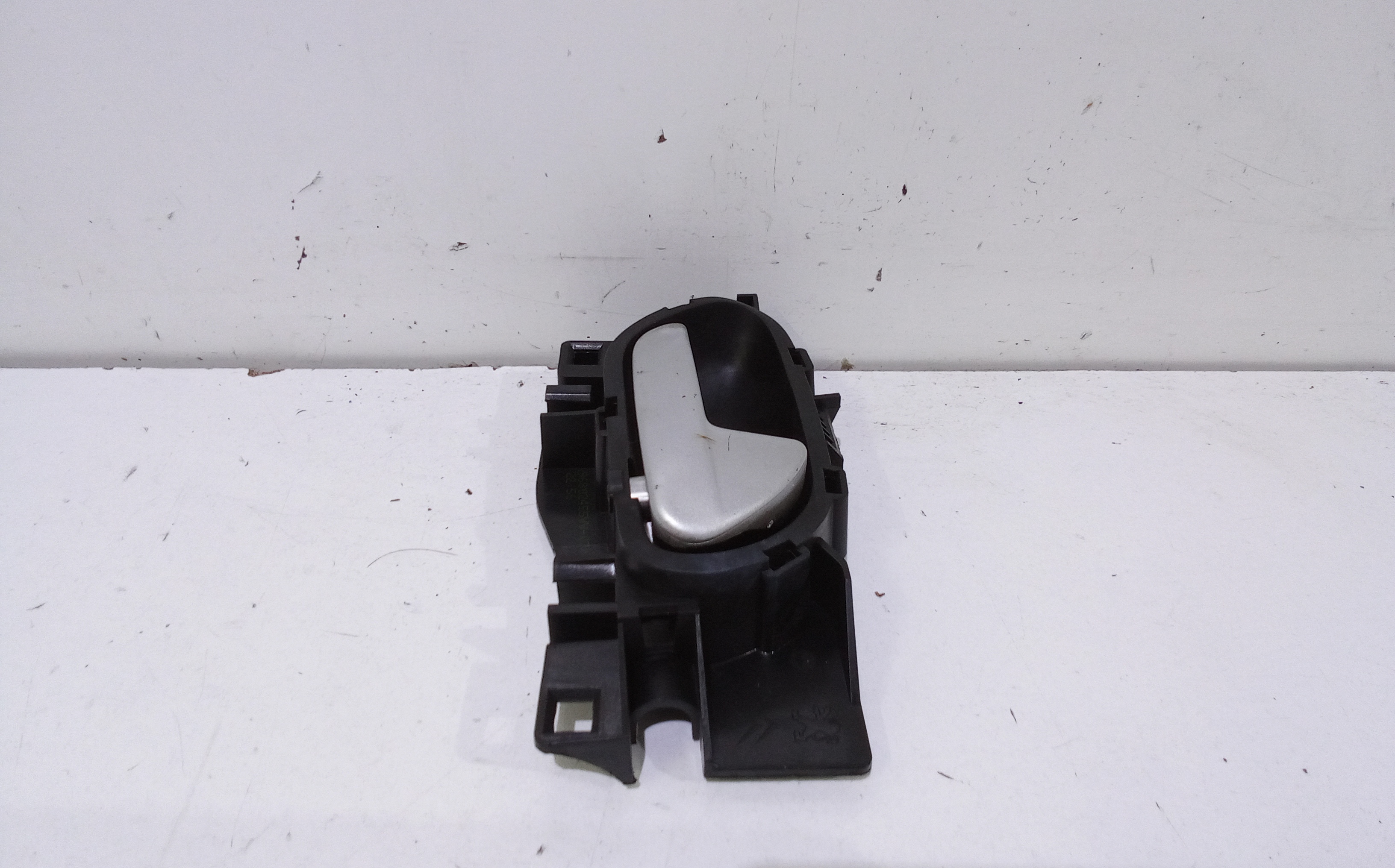 Maniglia interna Posteriore Destra per Peugeot 207 S. Wagon 2 Serie (2009 - In produzione)