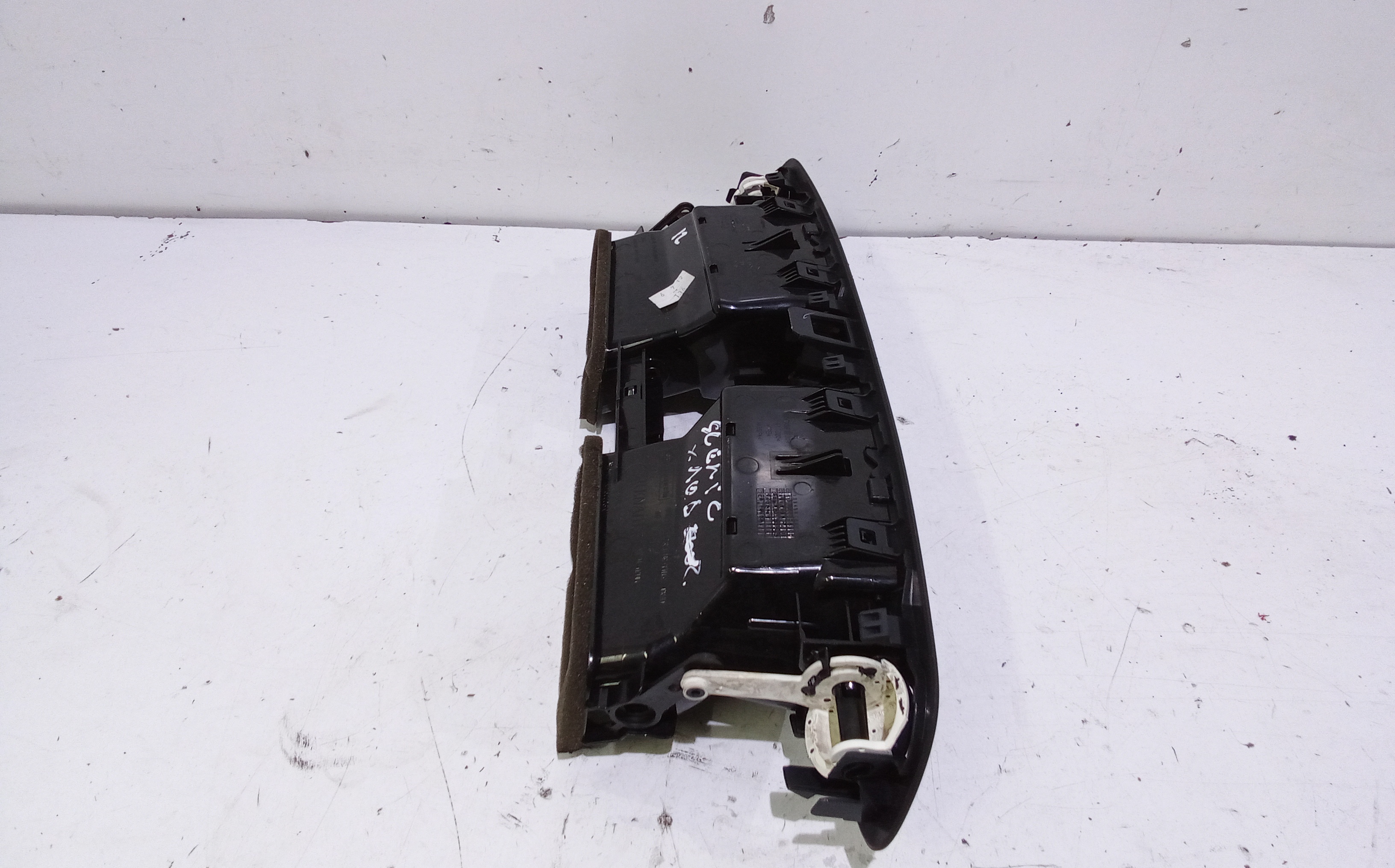 Bocchette Aria Centrale per Renault Scenic X Mod (2009 - In produzione)