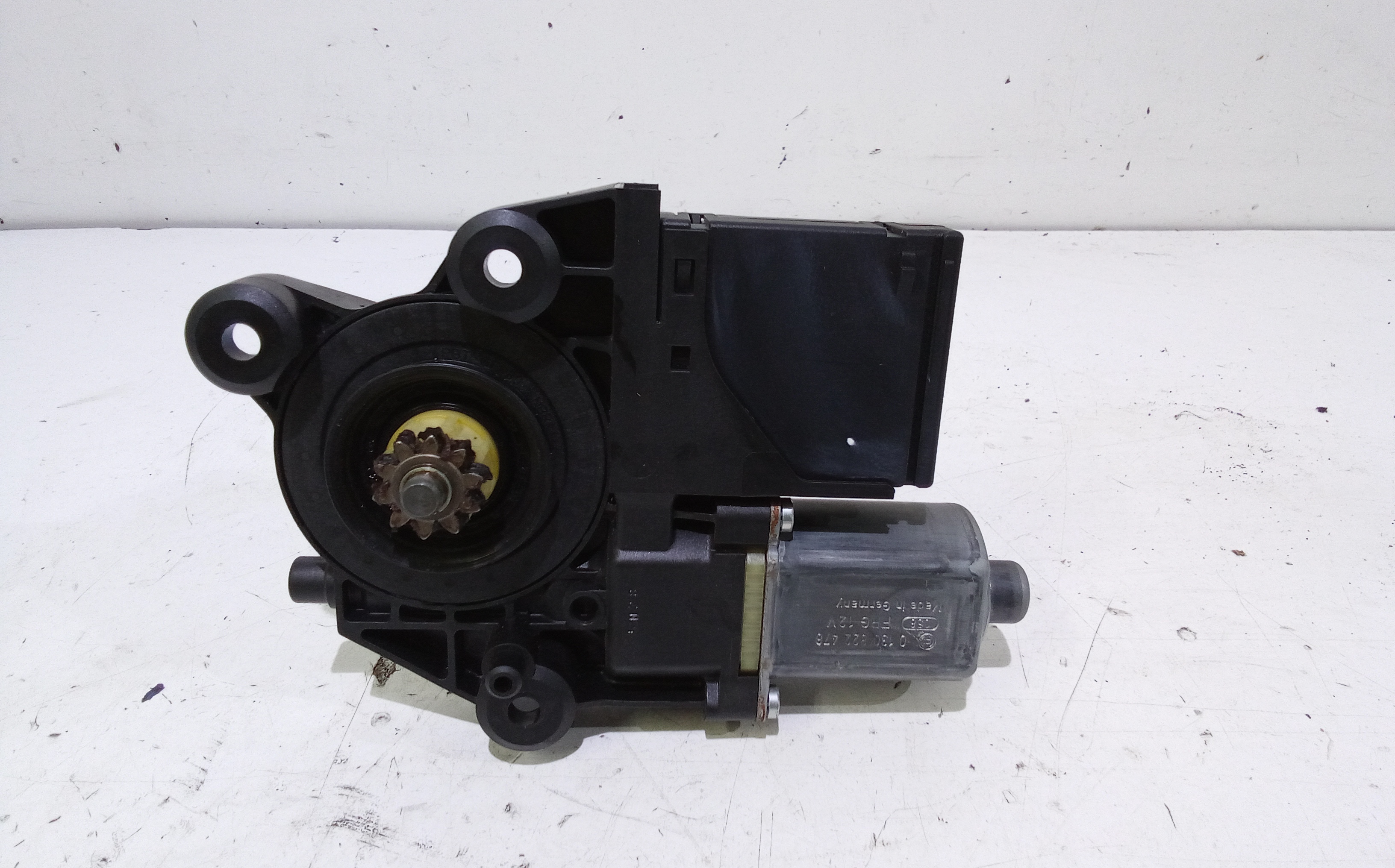 Motorino Alzavetro anteriore destra per Renault Scenic X Mod (2009 - In produzione)