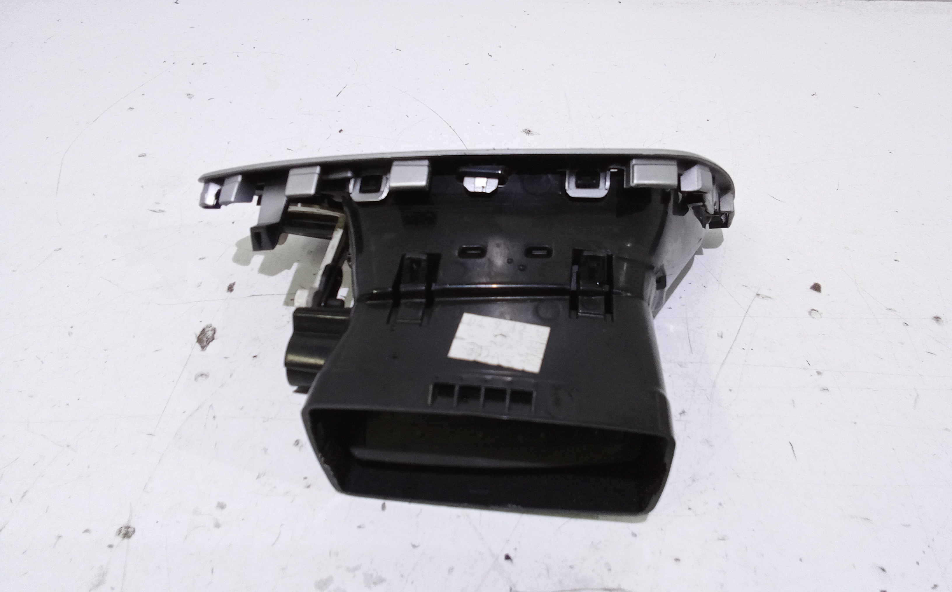 Bocchetta aria cruscotto lato passeggero per Renault Scenic X Mod (2009 - In produzione)