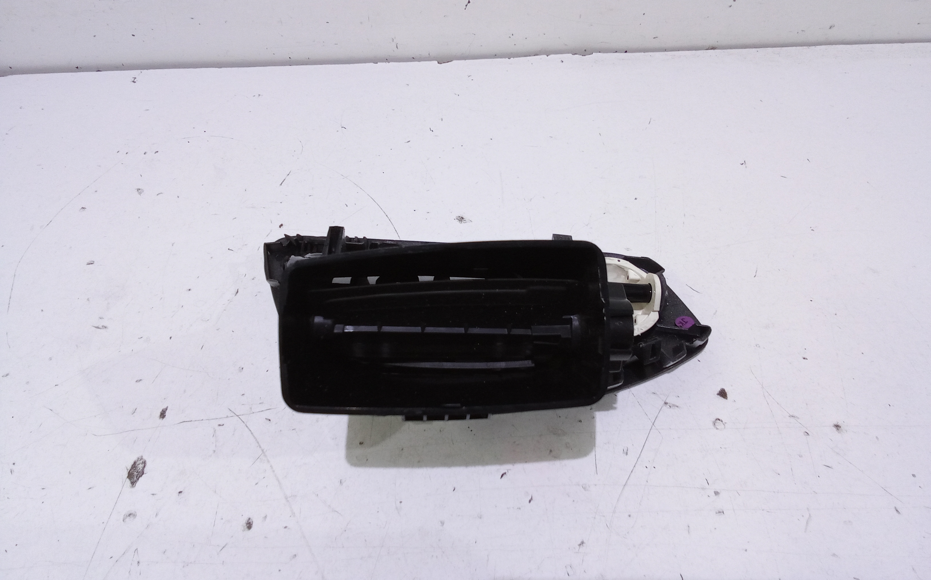 Bocchetta aria cruscotto lato passeggero per Renault Scenic X Mod (2009 - In produzione)