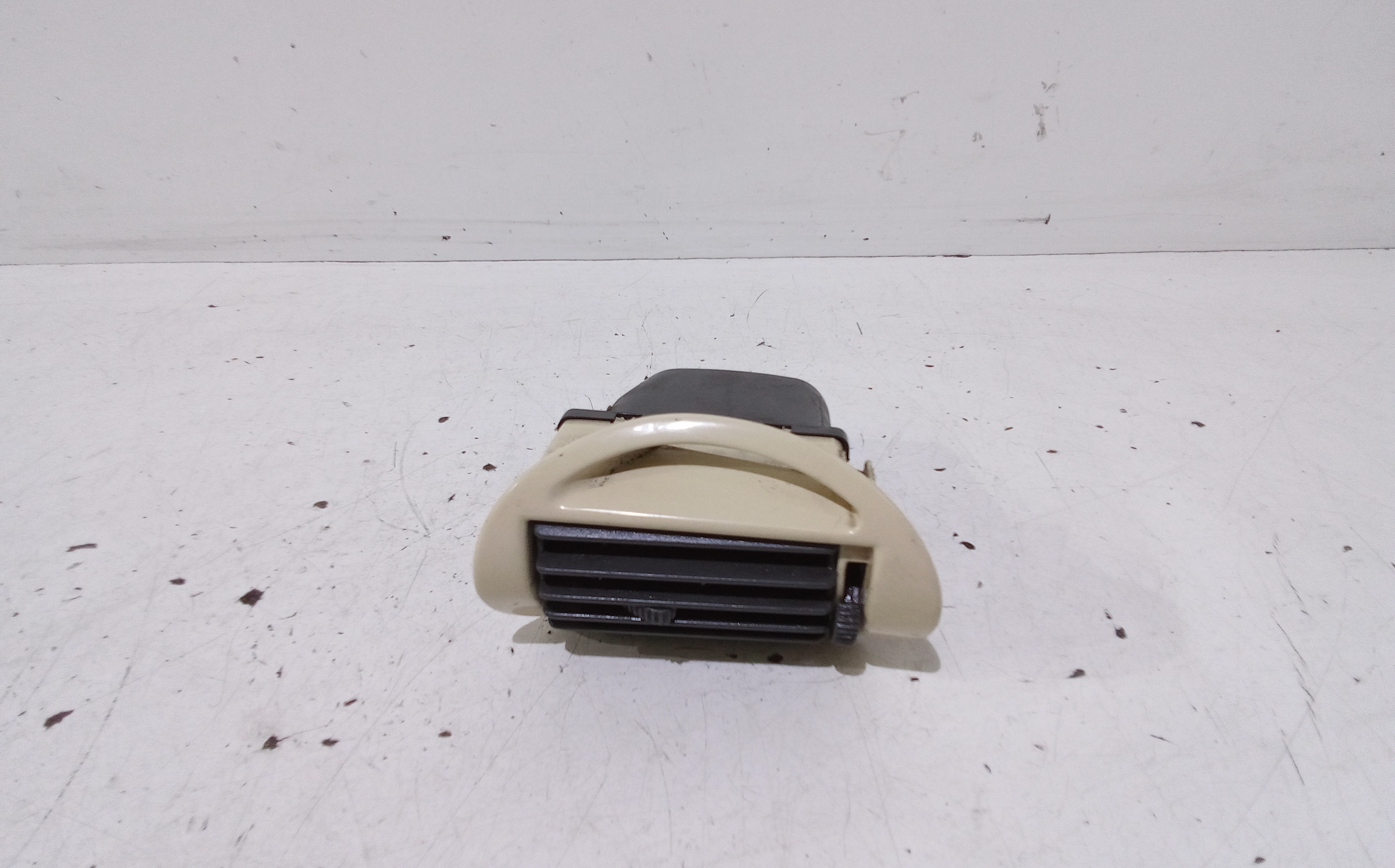 Bocchetta aria cruscotto lato guida per Fiat Seicento Serie (00>05) (2000 - 2005)