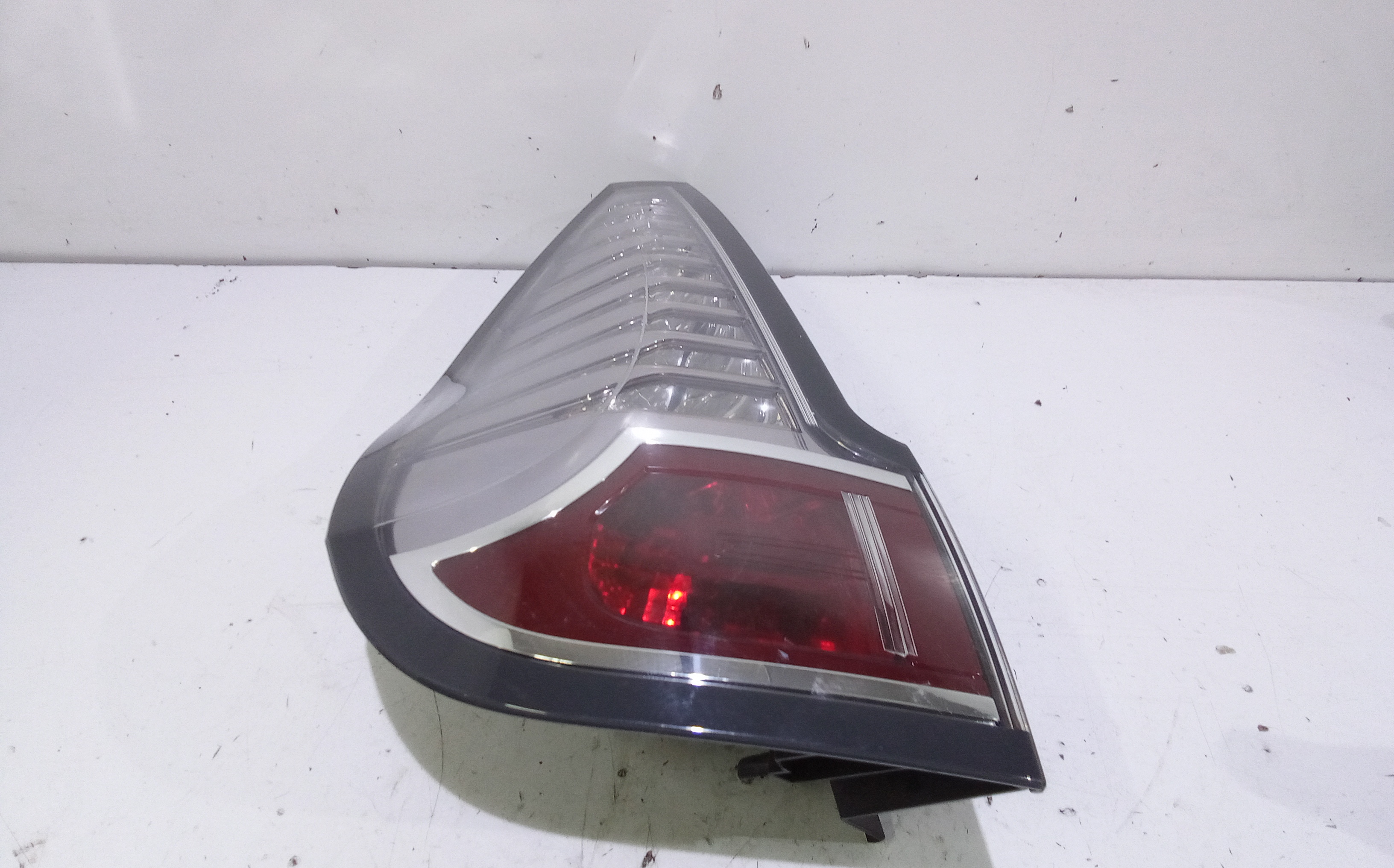 Stop fanale Posteriore sinistro lato Guida per Renault Scenic X Mod (2009 - In produzione)