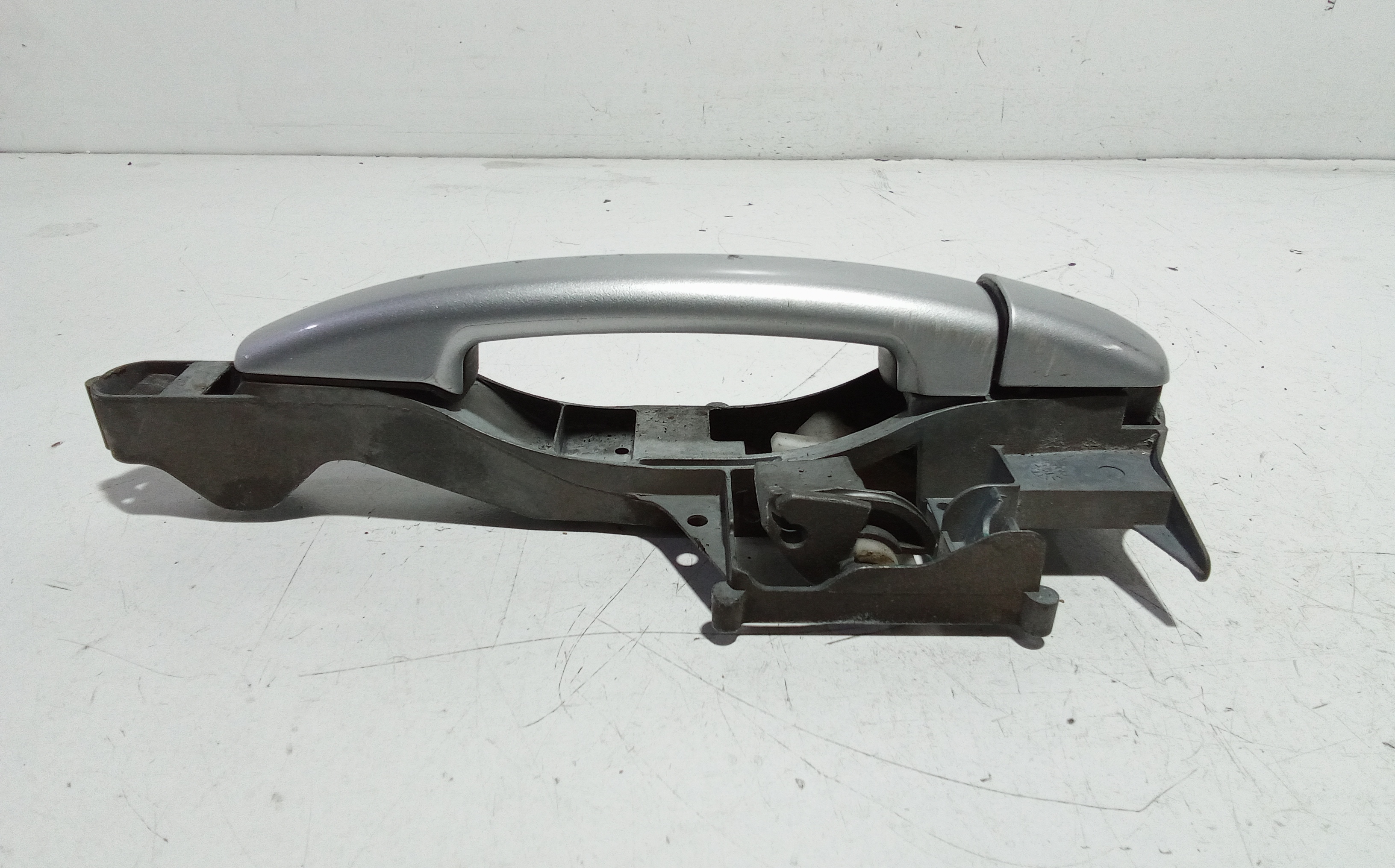 Maniglia esterna Anteriore Destra per Peugeot 207 2 Serie (2009 - In produzione)