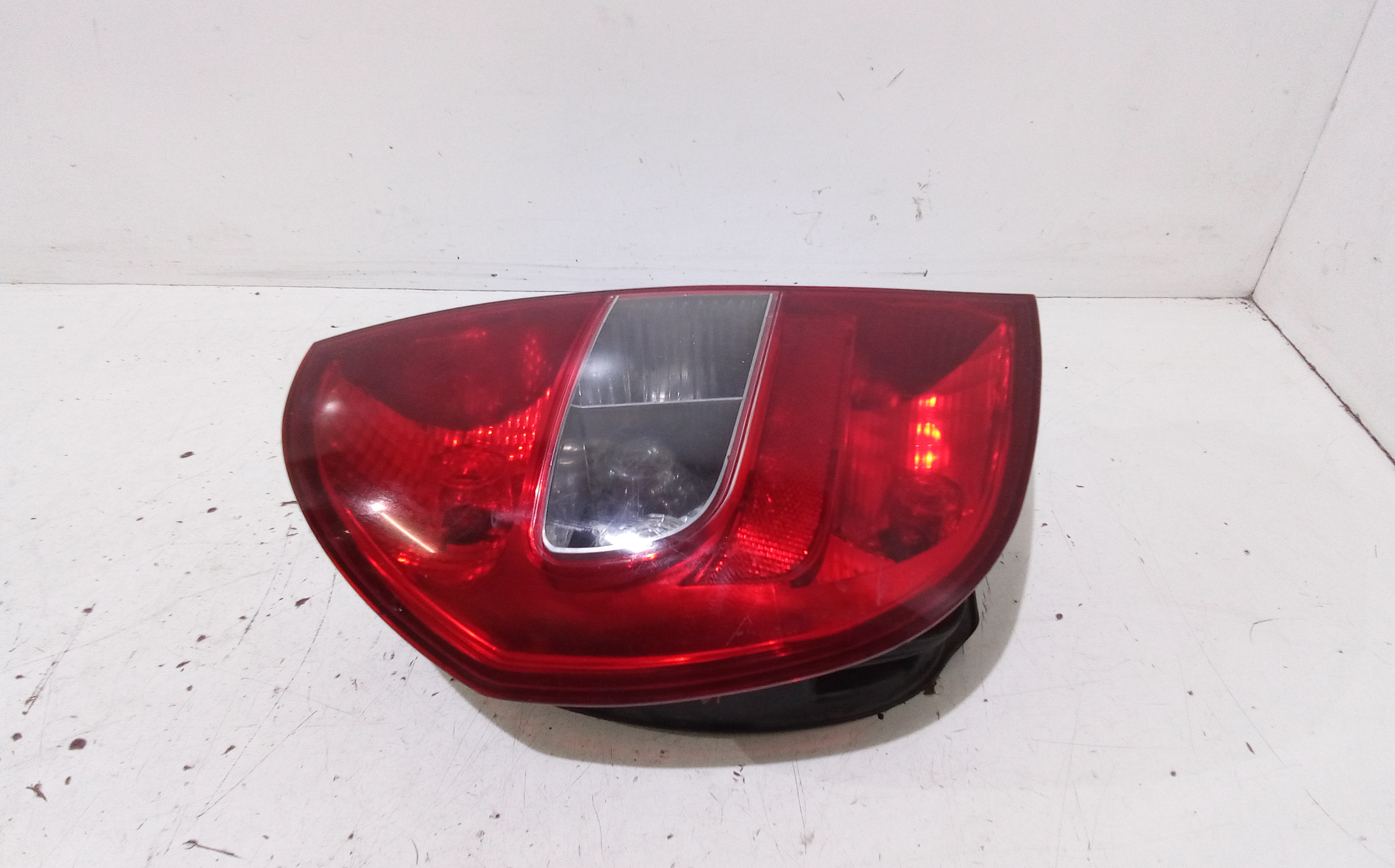 Stop fanale Posteriore sinistro lato Guida per Citroen C5 Berlina 1 Serie (2000 - 2004)