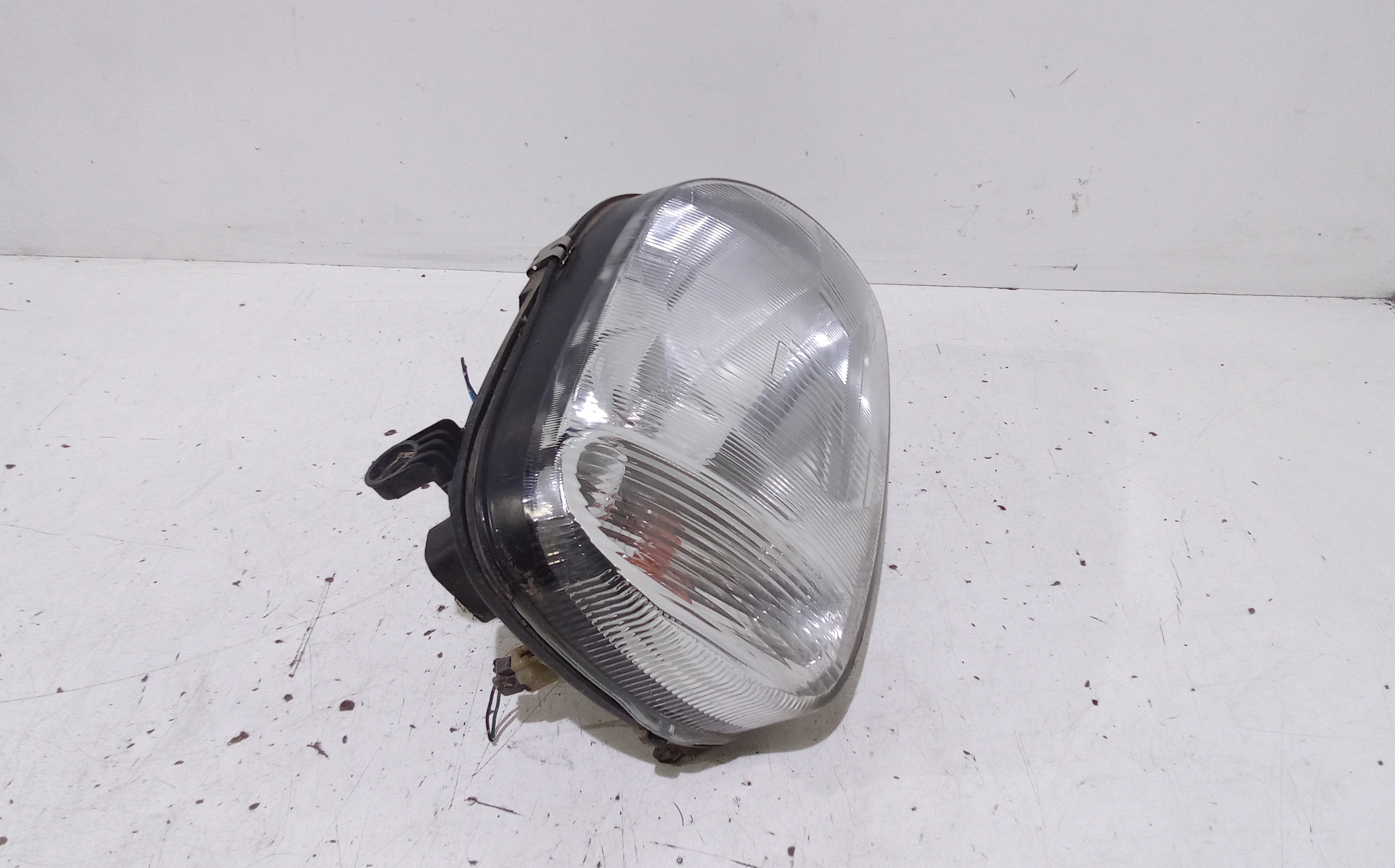 Faro anteriore Destro Passeggero per Nissan Micra 3 Serie (2000 - 2003)