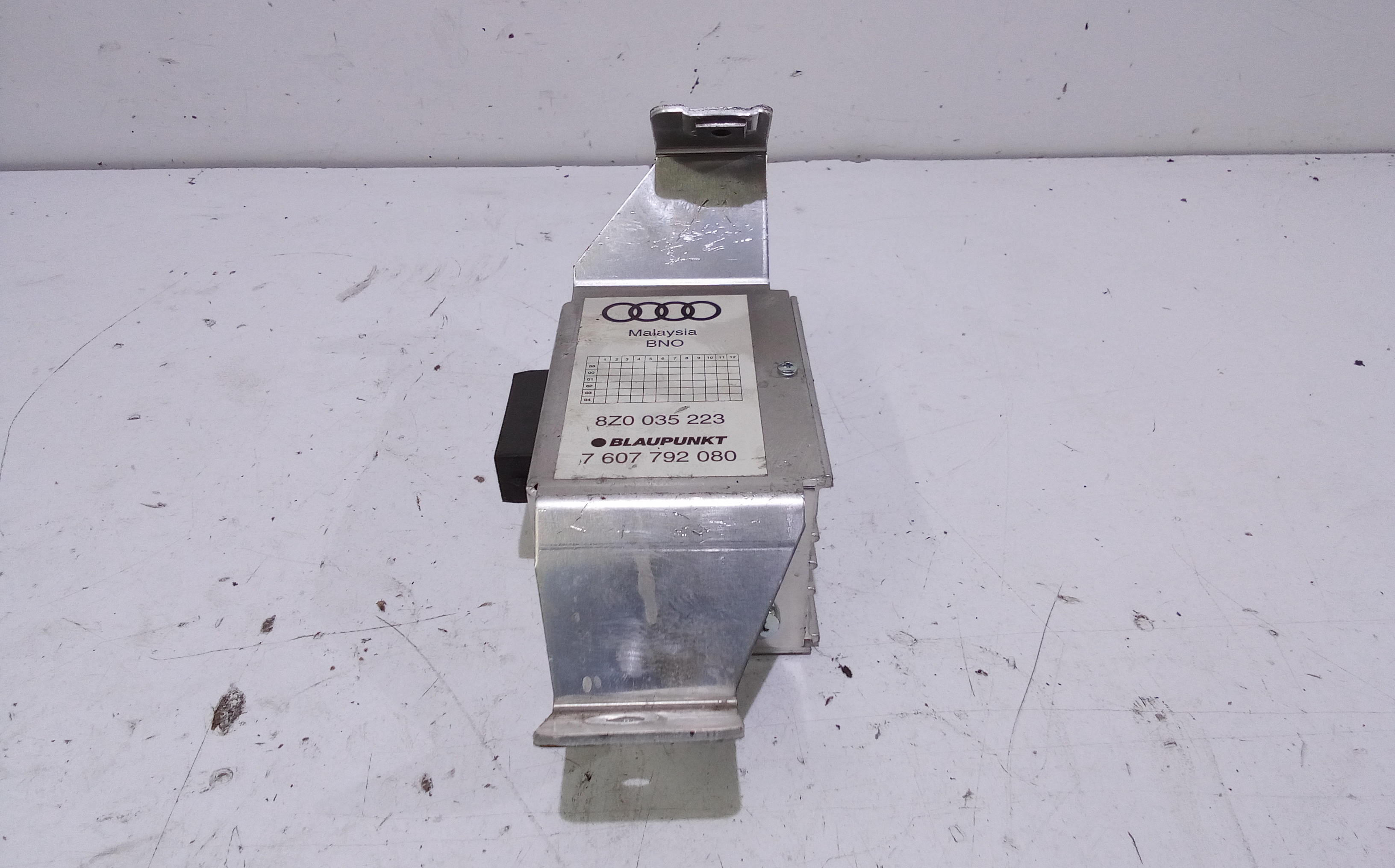 Centralina Amplificatore per Audi A2 Serie (8z0) (00>05) (2000 - 2005)