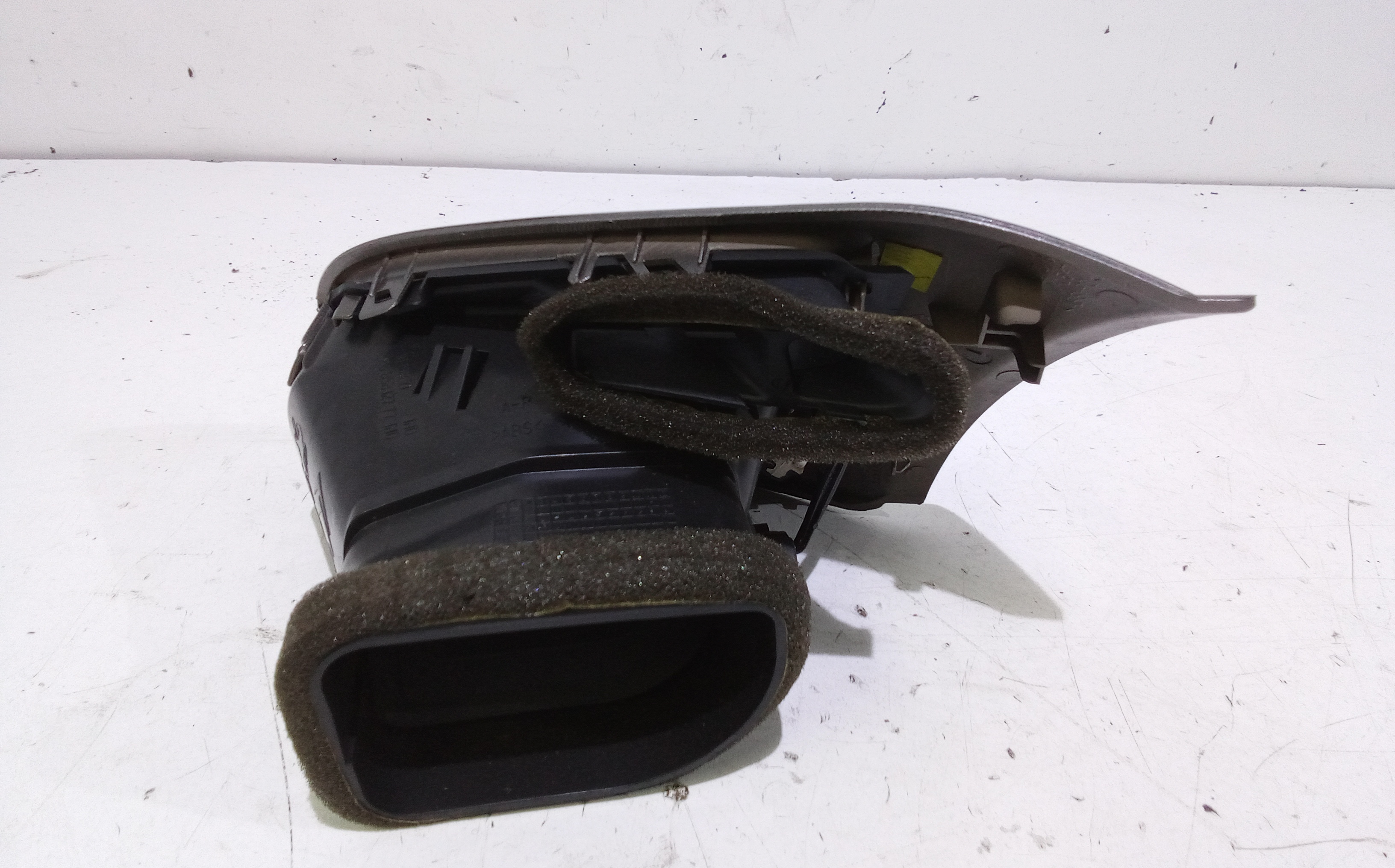 Bocchetta aria cruscotto lato guida per Citroen C3 2 Serie (2005 - 2010)