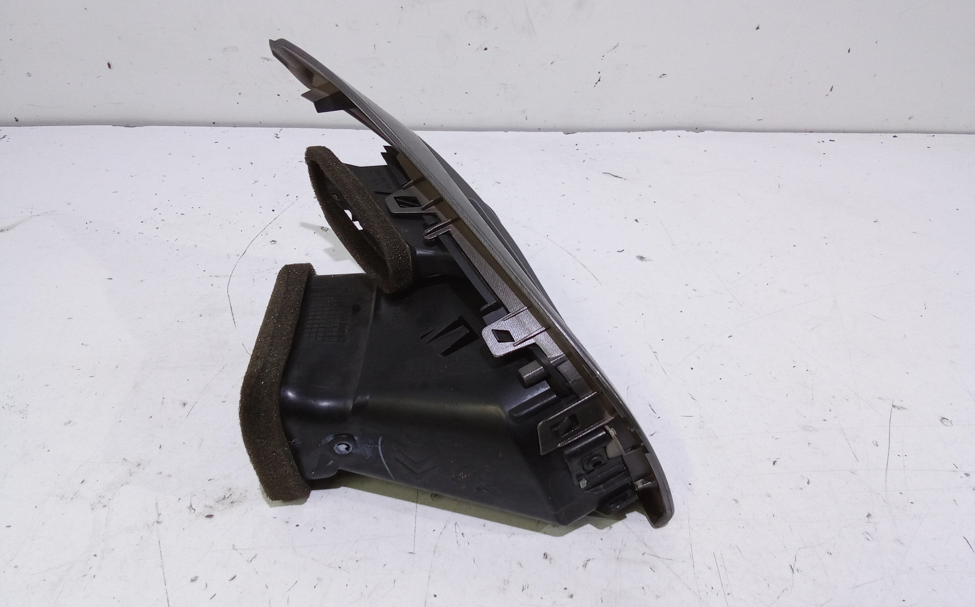 Bocchetta aria cruscotto lato passeggero per Citroen C3 2 Serie (2005 - 2010)