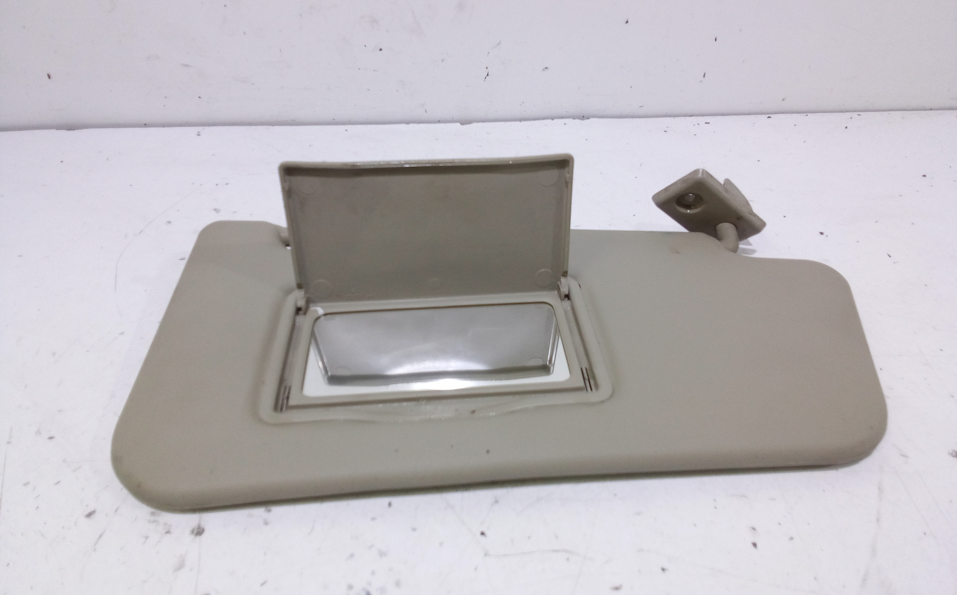 Parasole aletta Lato Passeggero per Nissan Micra 4 Serie (2003 - 2005)