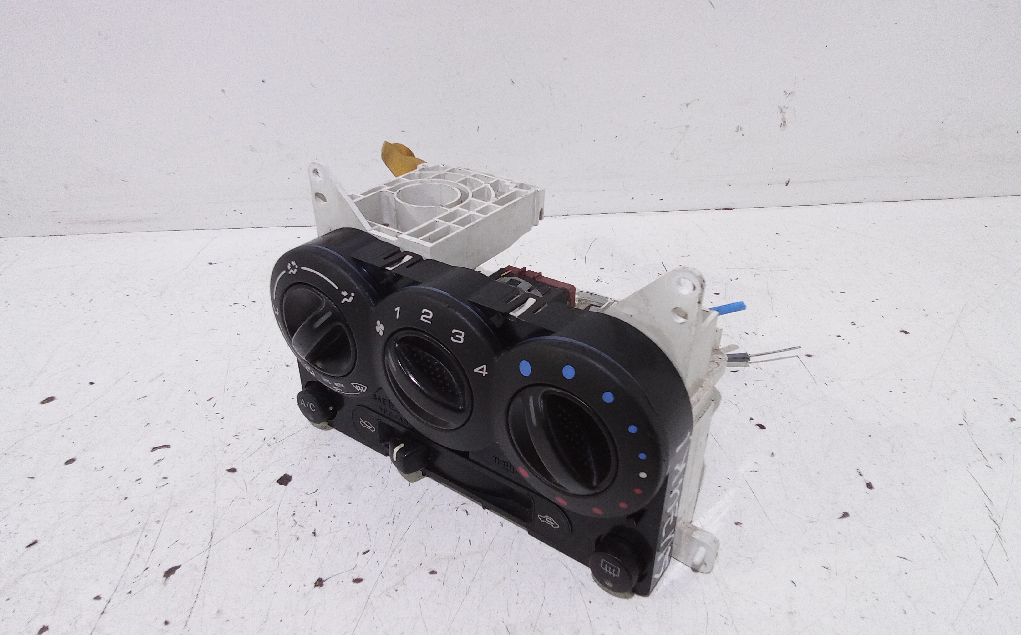 Comandi Clima per Suzuki Ignis 2 Serie (2003 - 2009)