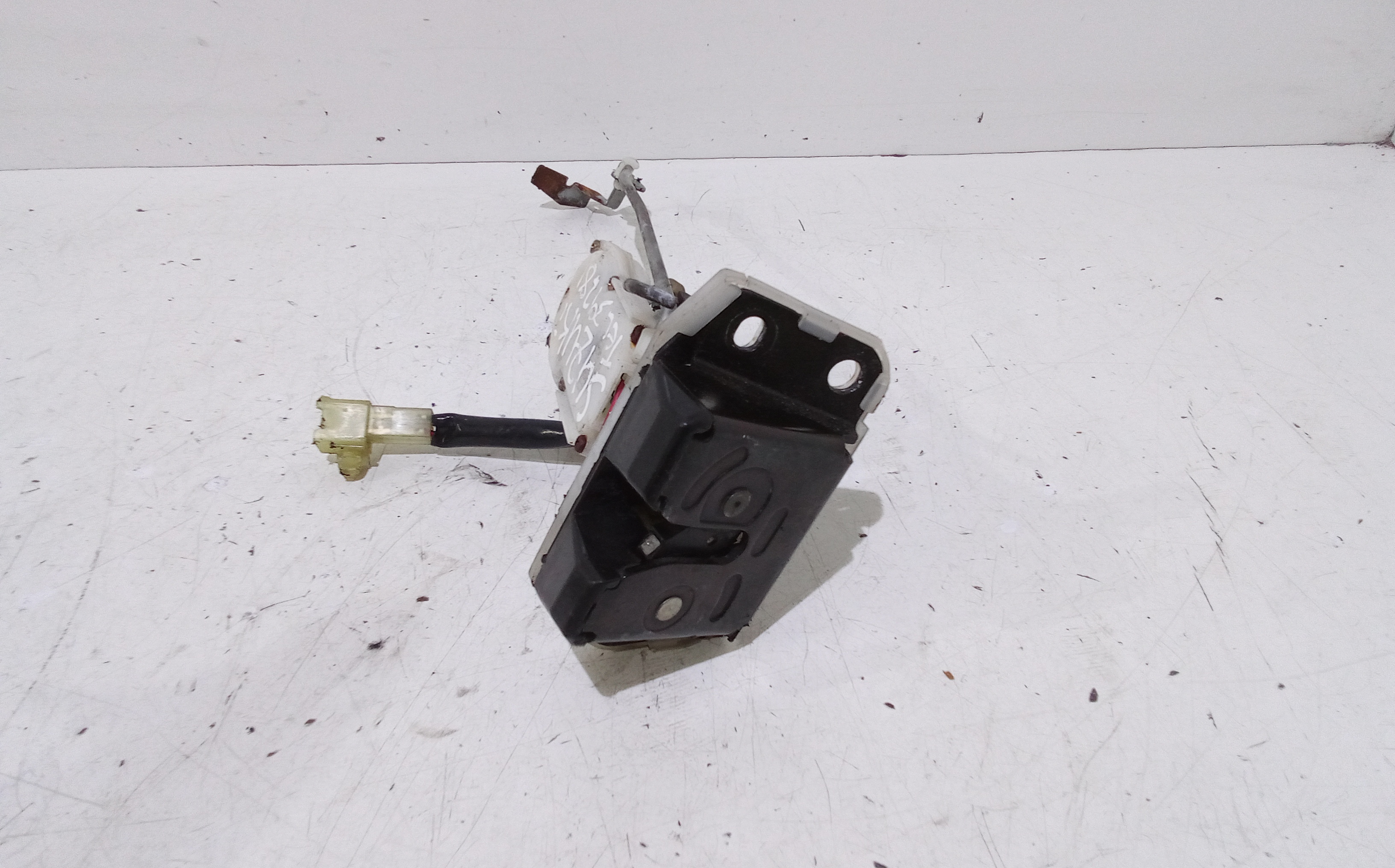 Serratura Cofano Posteriore per Suzuki Ignis 2 Serie (2003 - 2009)