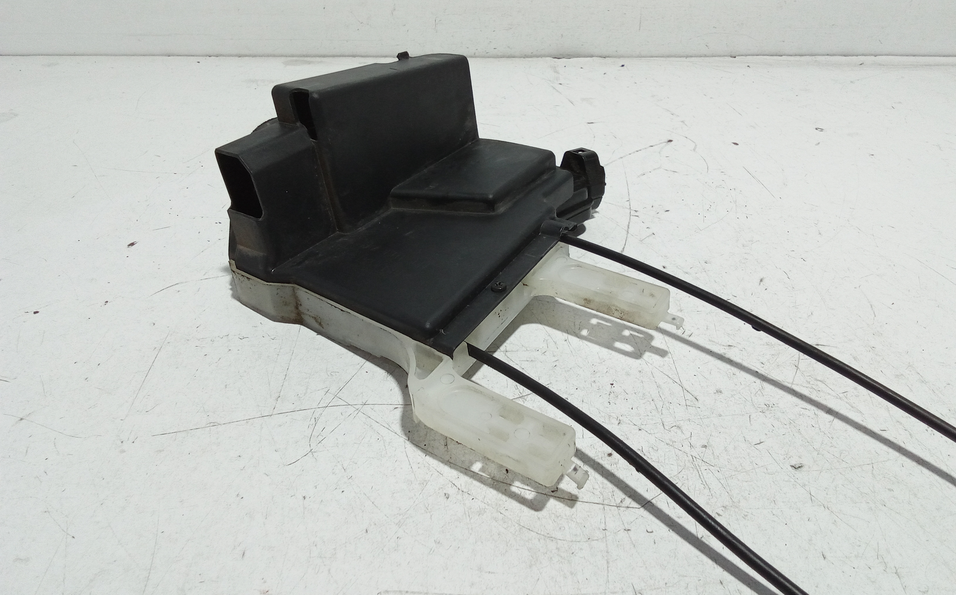 Serratura Anteriore Sinistra per Hyundai Tucson  Serie (04>09) (2004 - 2009)