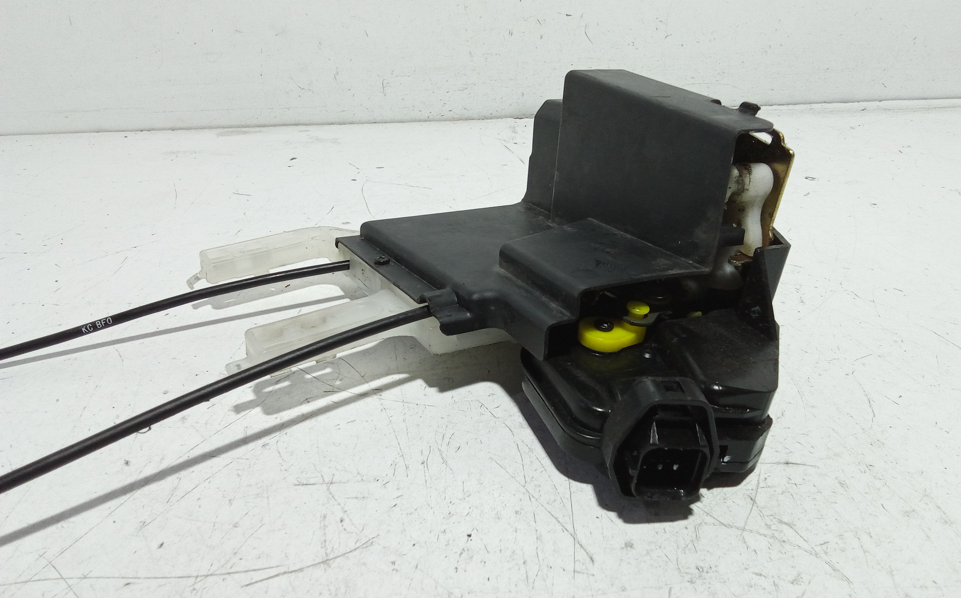 Serratura Anteriore Sinistra per Hyundai Tucson  Serie (04>09) (2004 - 2009)