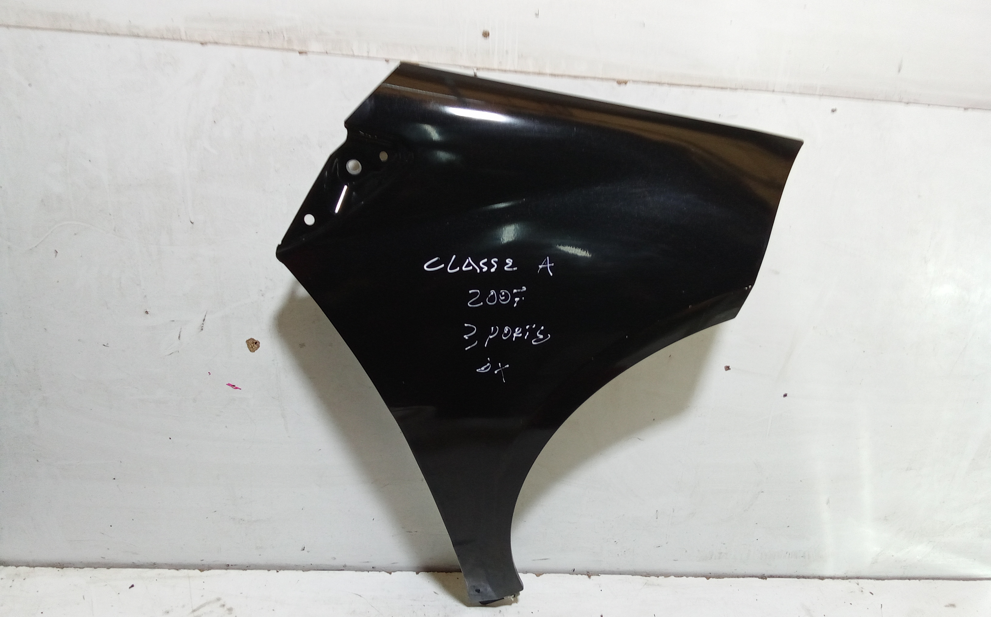 Parafango Anteriore Destro per Mercedes Classe A W169 3 Serie (2004 - 2008)