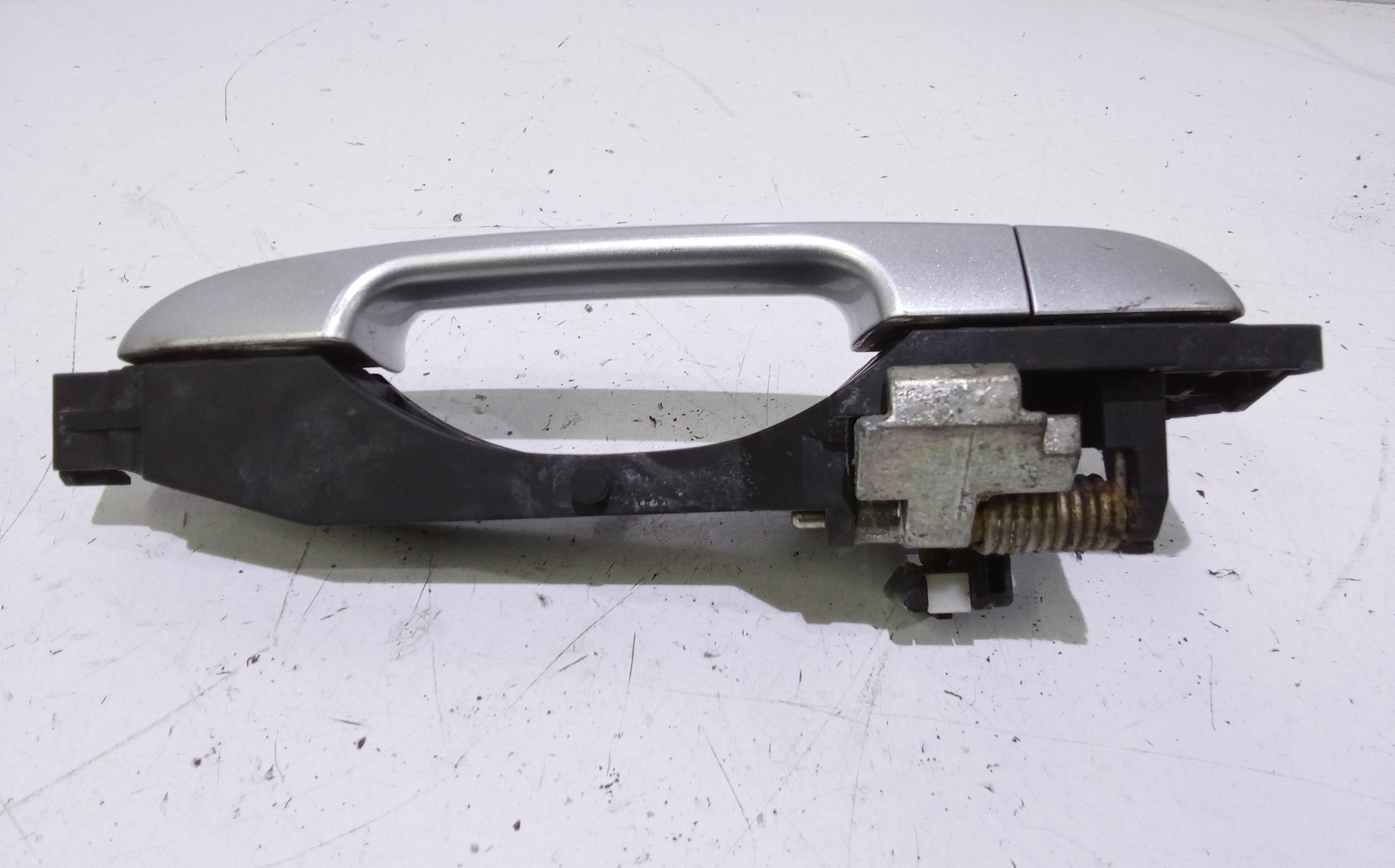 Maniglia esterna Posteriore Sinistra per Kia Cee d Sporty Wagon (2007 - In produzione)