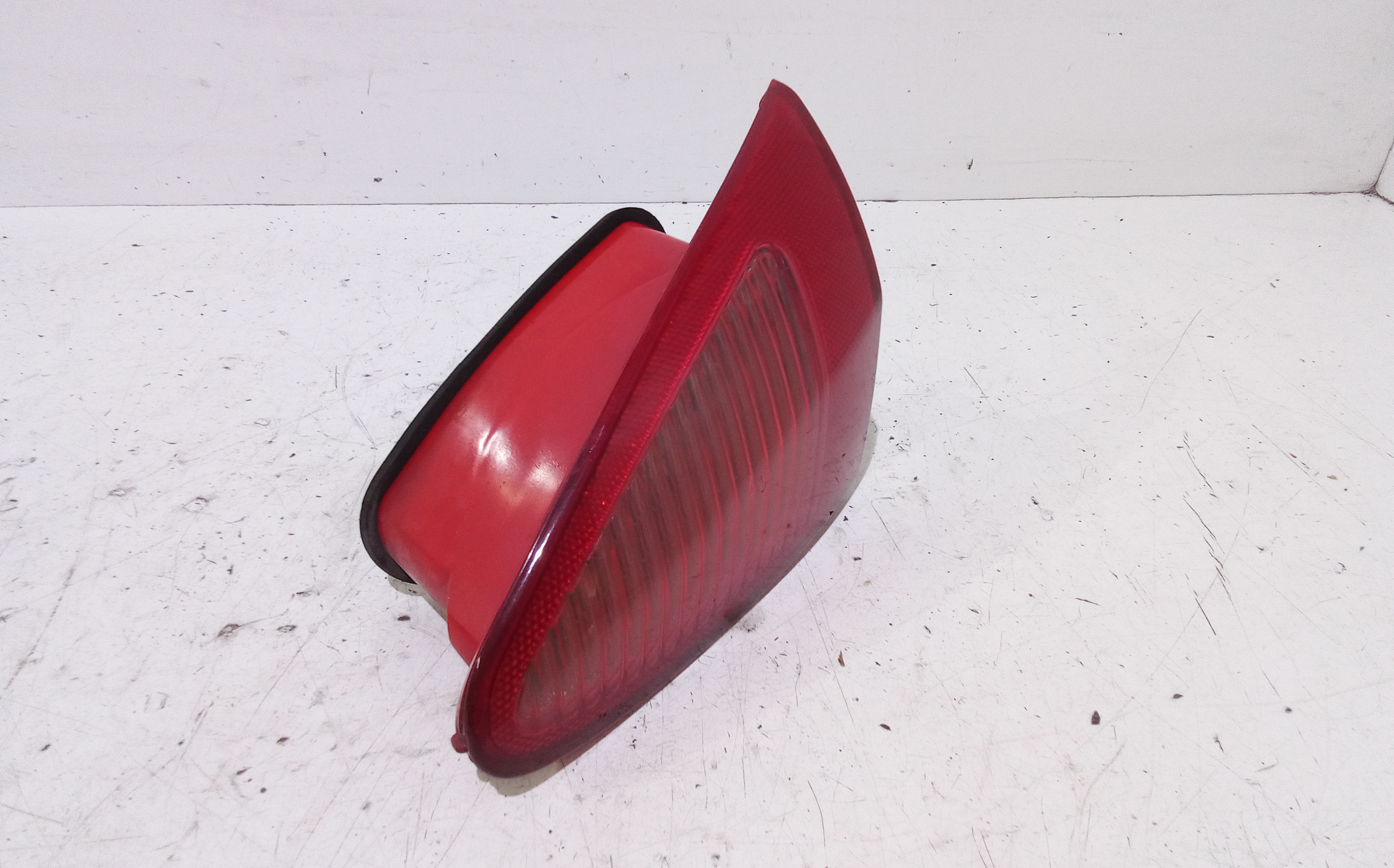 Stop Posteriore Destro Integrato nel Portello per Alfa Romeo 147 Serie (937) (00>05<) (2000 - 2005)