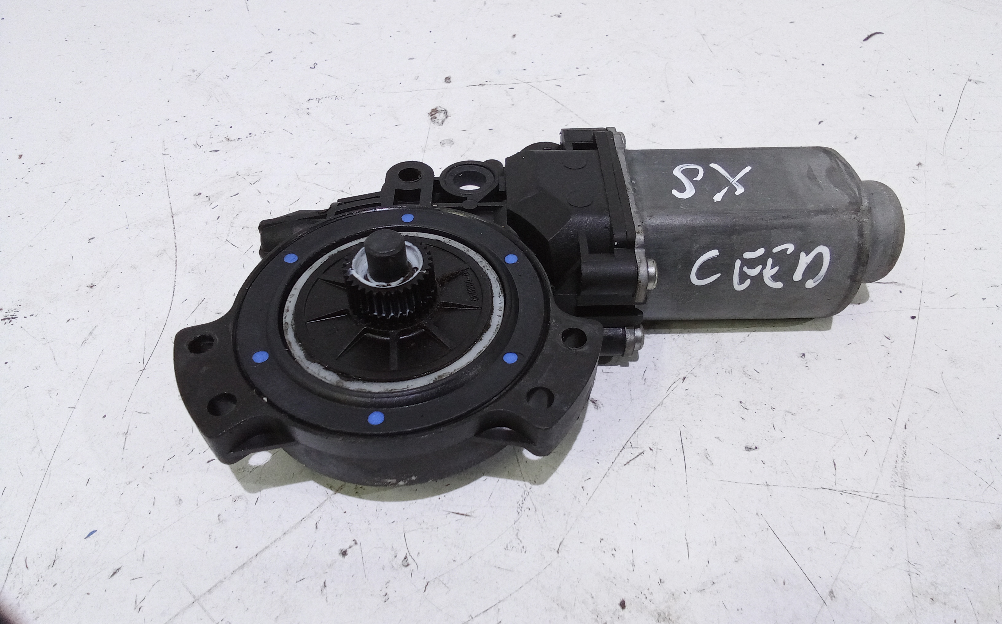 Motorino Alzavetro anteriore Sinistro per Kia Cee d Sporty Wagon (2007 - In produzione)