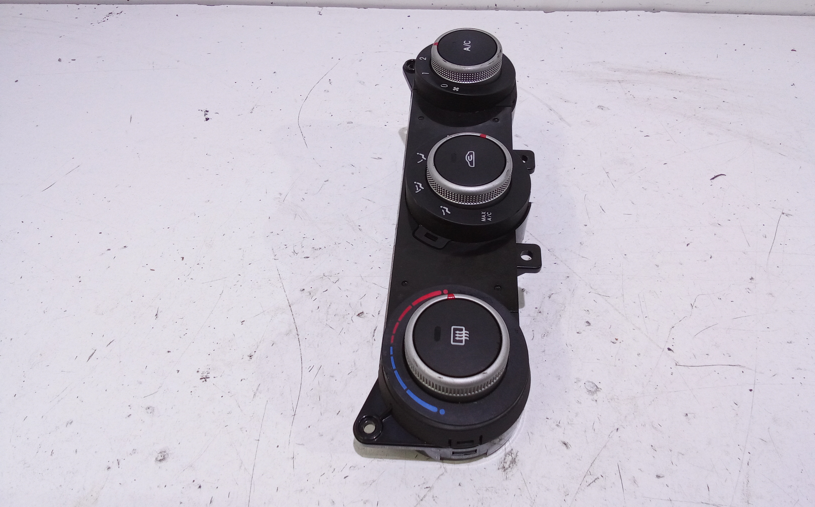 Comandi Clima per Kia Cee d Sporty Wagon (2007 - In produzione)