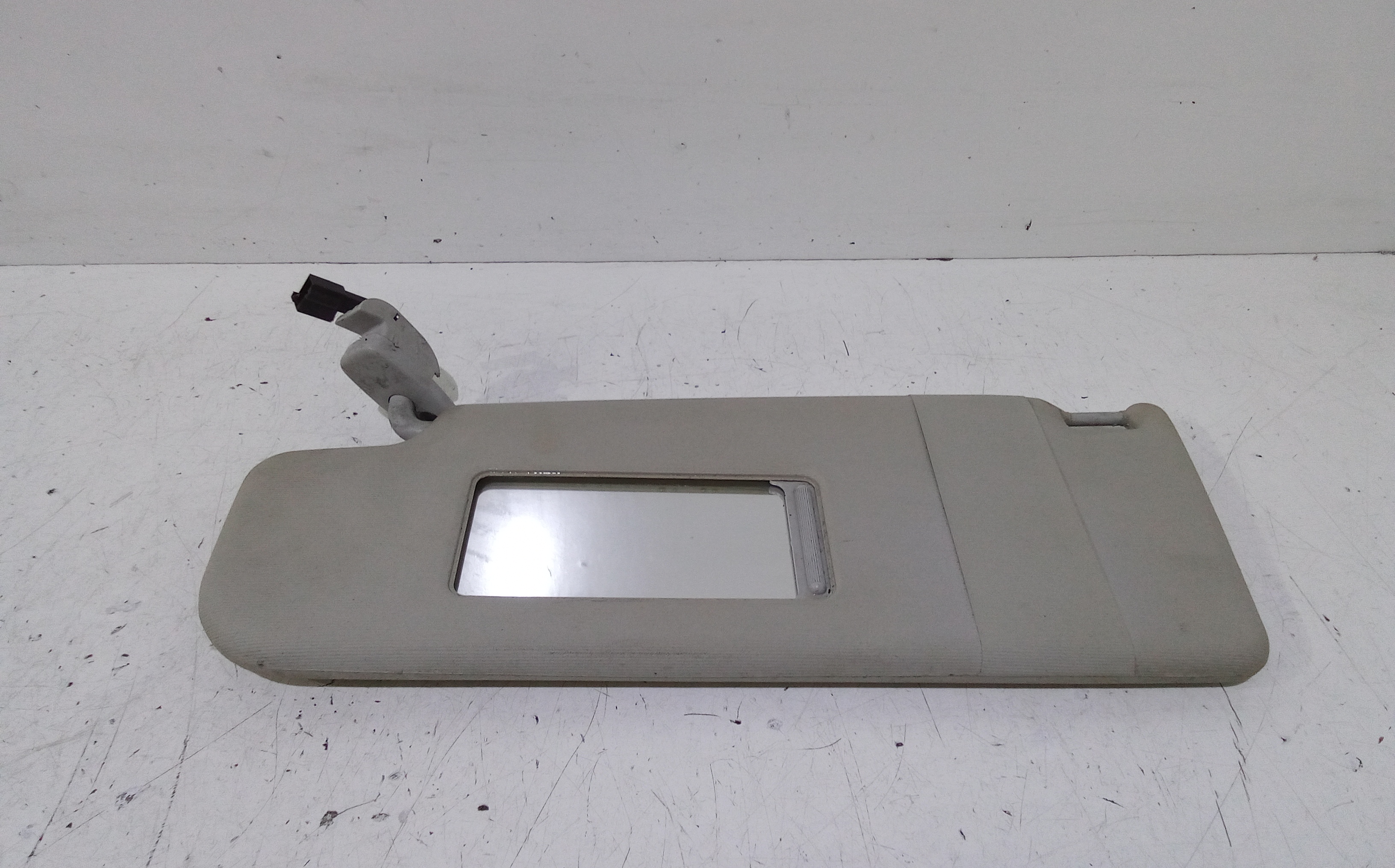 Parasole aletta anteriore Lato Guida per Volkswagen Polo 4 Serie (2001 - 2009)