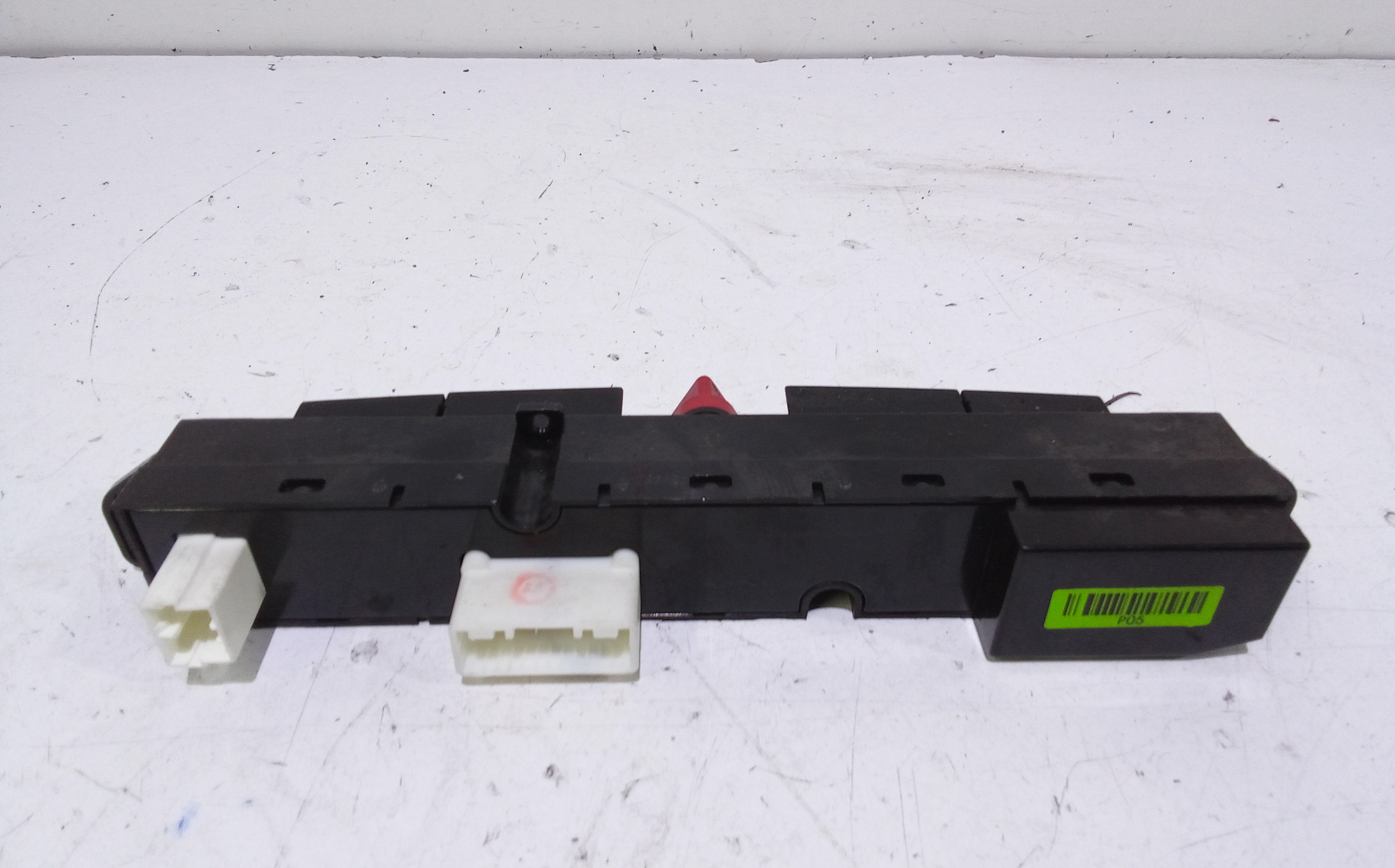 Pulsantiera Centrale per Kia Cee d Sporty Wagon (2007 - In produzione)