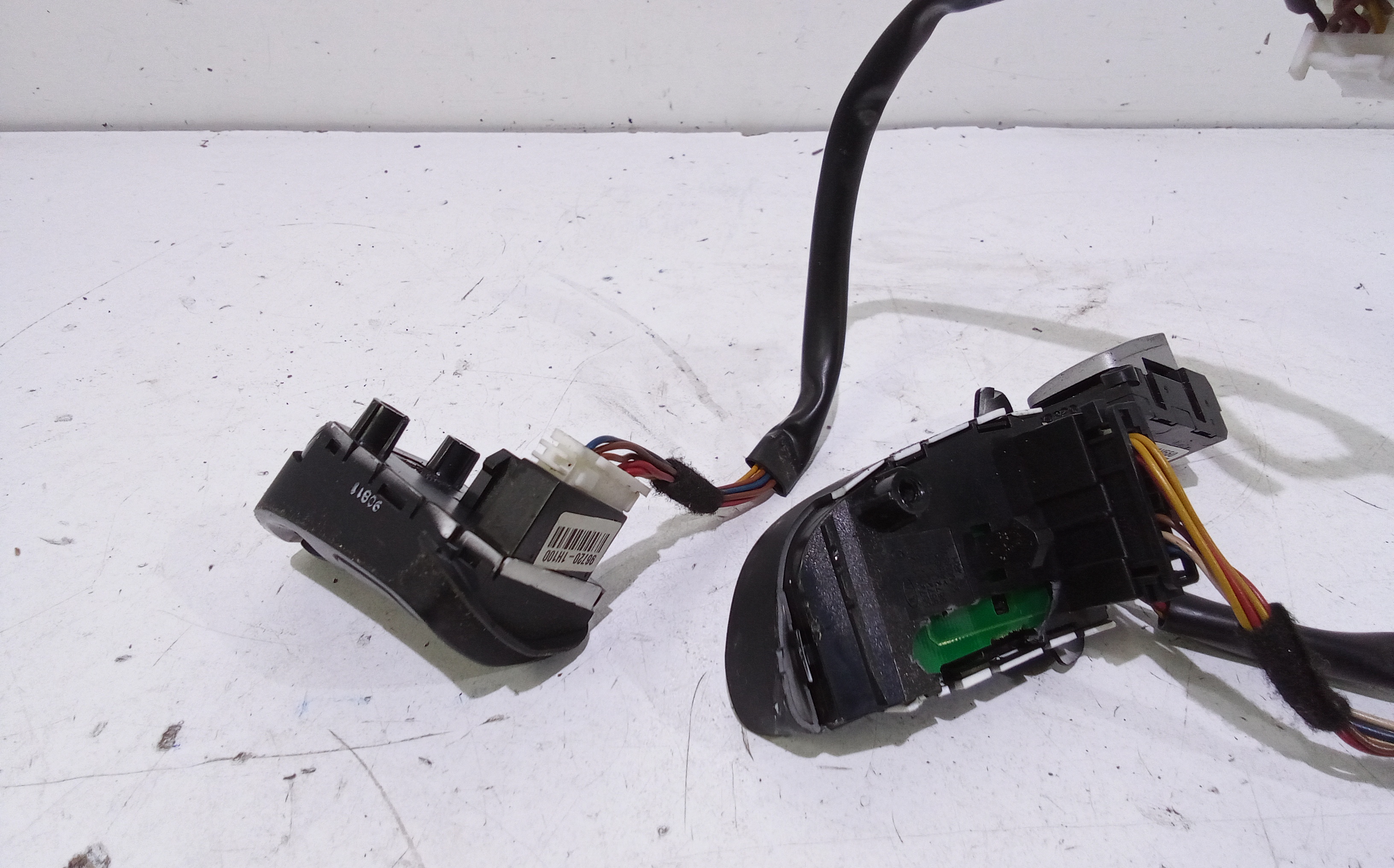 Comandi al volante multifunzione per Kia Cee d Sporty Wagon (2007 - In produzione)