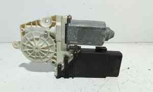 Motorino Alzavetro anteriore destra per Volkswagen Bora Berlina (1998 - 2005)