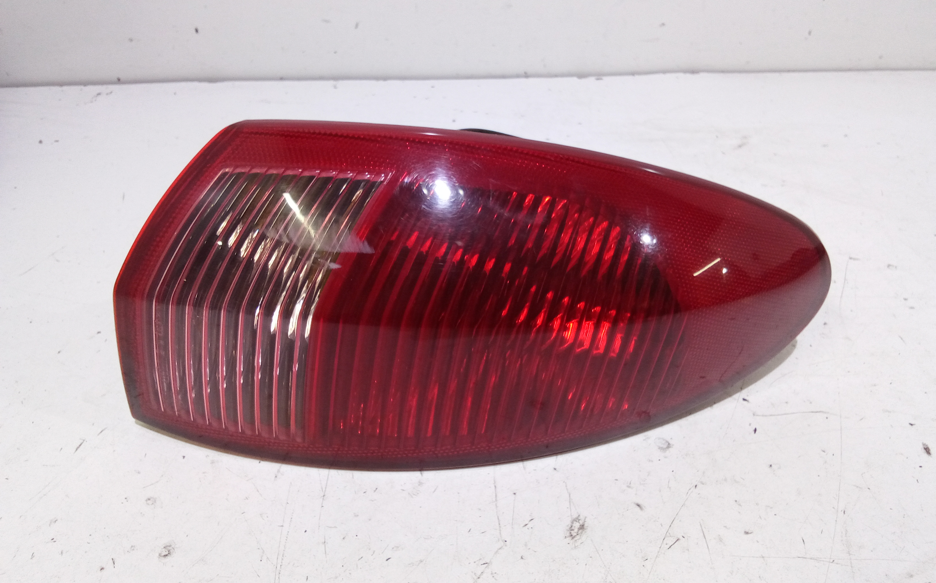 Stop fanale posteriore Destro Passeggero per Alfa Romeo 147 Serie (937) (00>05<) (2000 - 2005)