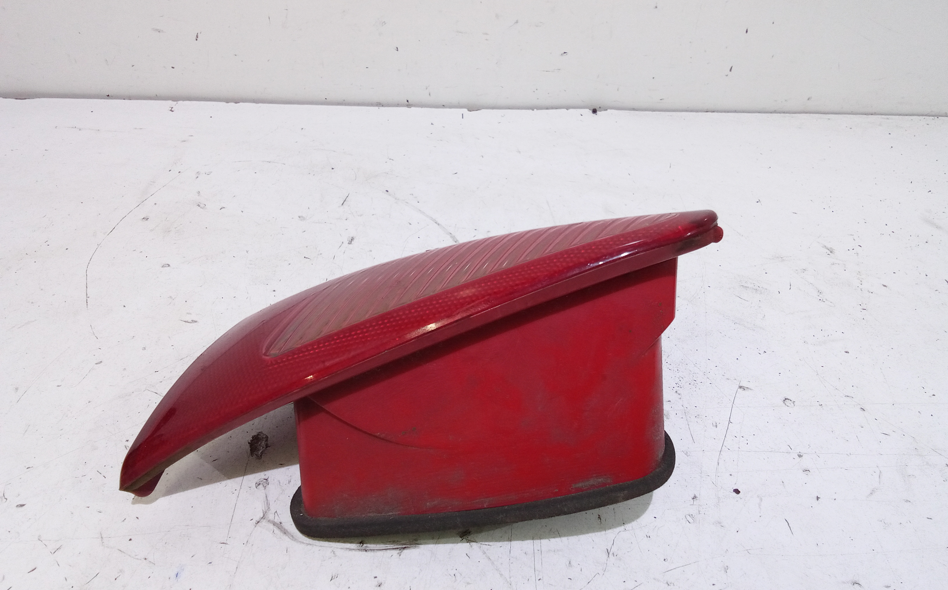 Stop Posteriore Destro Integrato nel Portello per Alfa Romeo 147 Serie (937) (00>05<) (2000 - 2005)