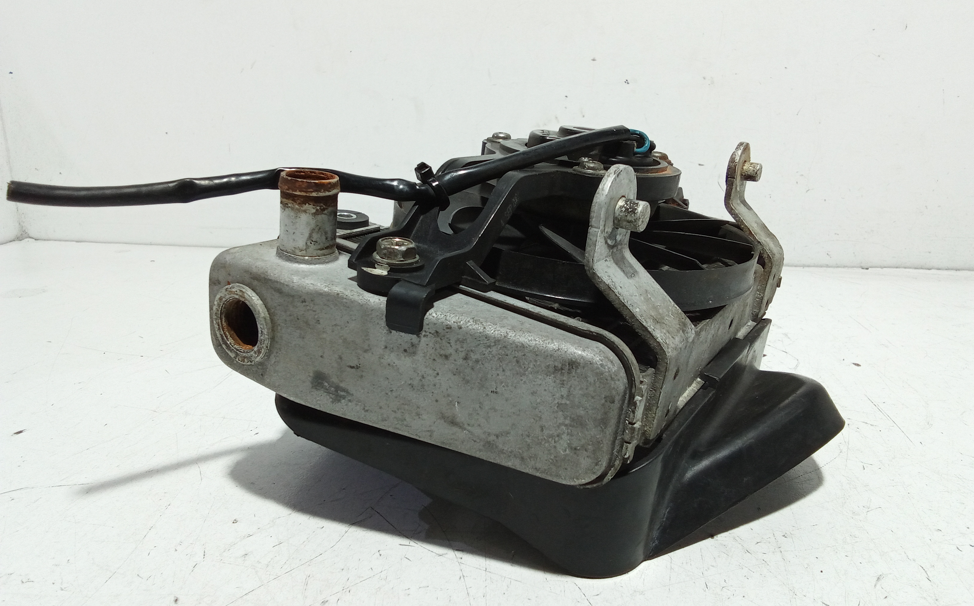 Radiatore acqua per Suzuki Sixteen 150cc (07>14) (2007 - 2014)