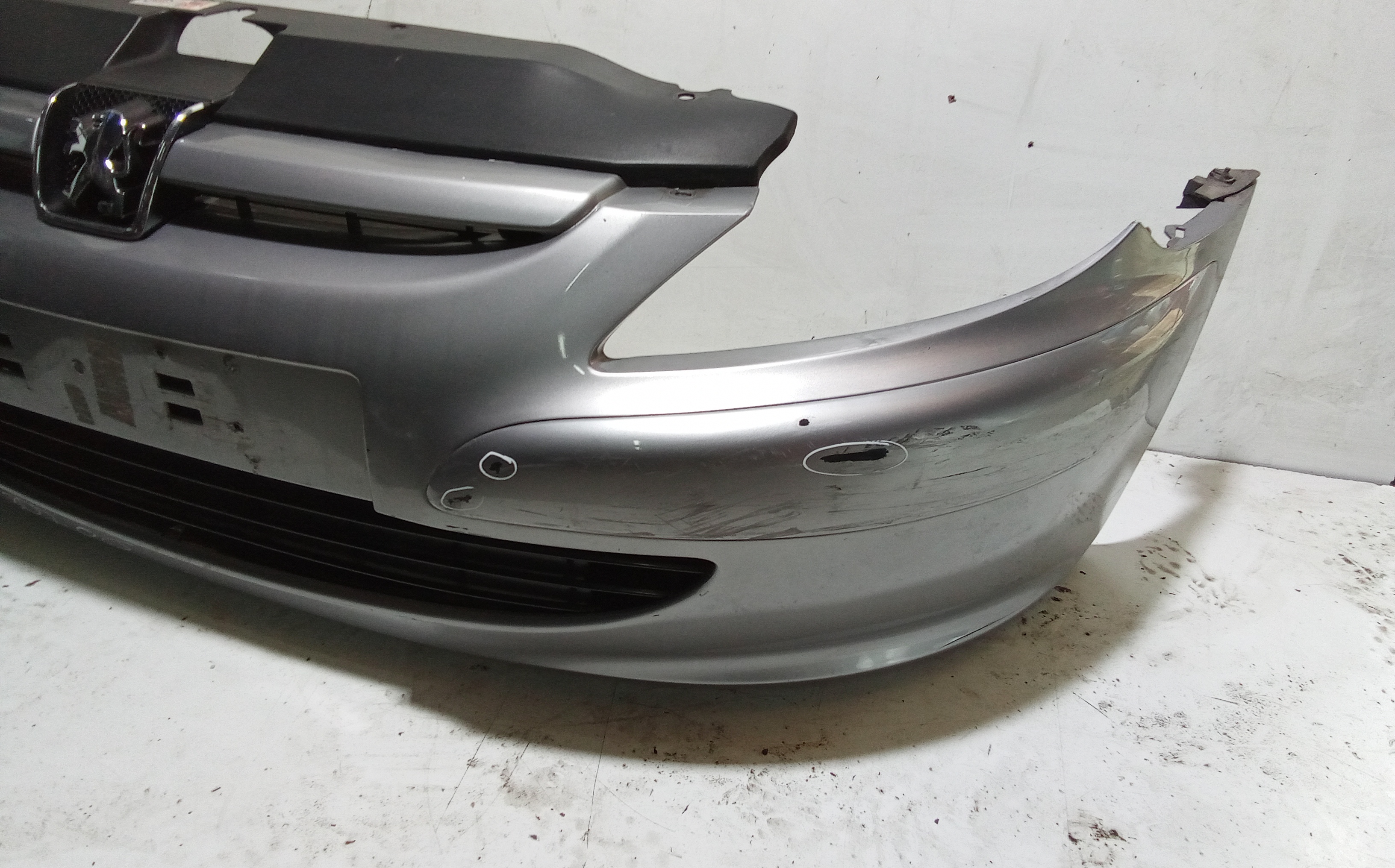 Paraurti Anteriore Completo per Peugeot 307 Berlina 2 Serie (2005 - In produzione)