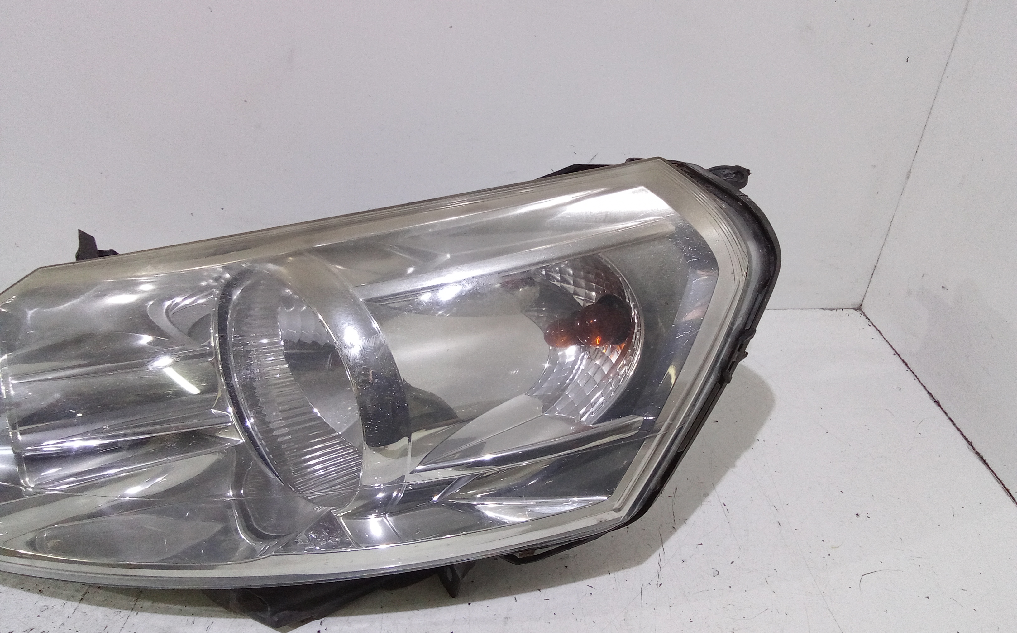 Faro anteriore Sinistro Guida per Peugeot Expert 3 Serie (2007 - In produzione)