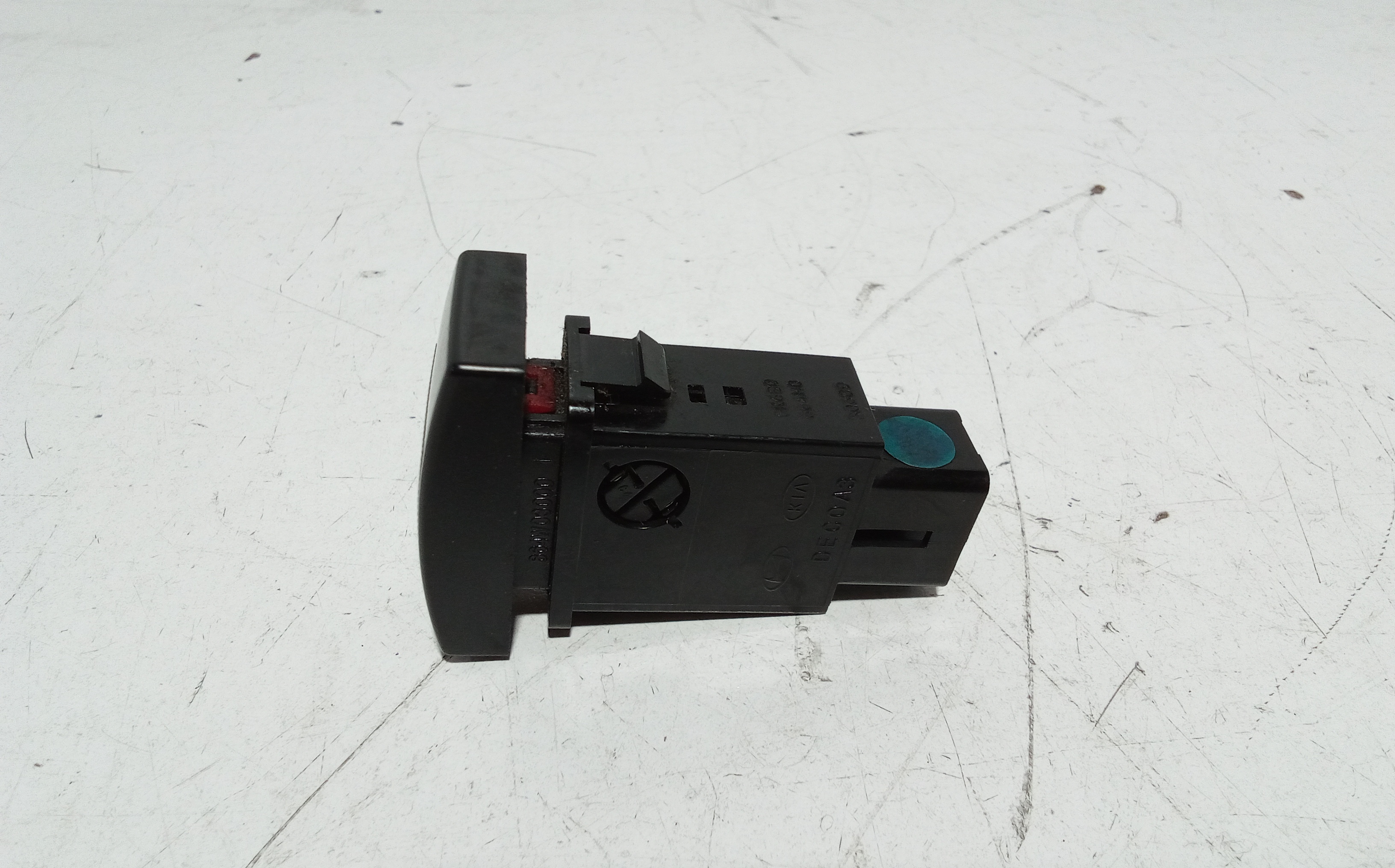 Pulsante luci di emergenza per Kia K 2500 Serie (05>) (2005 - In produzione)