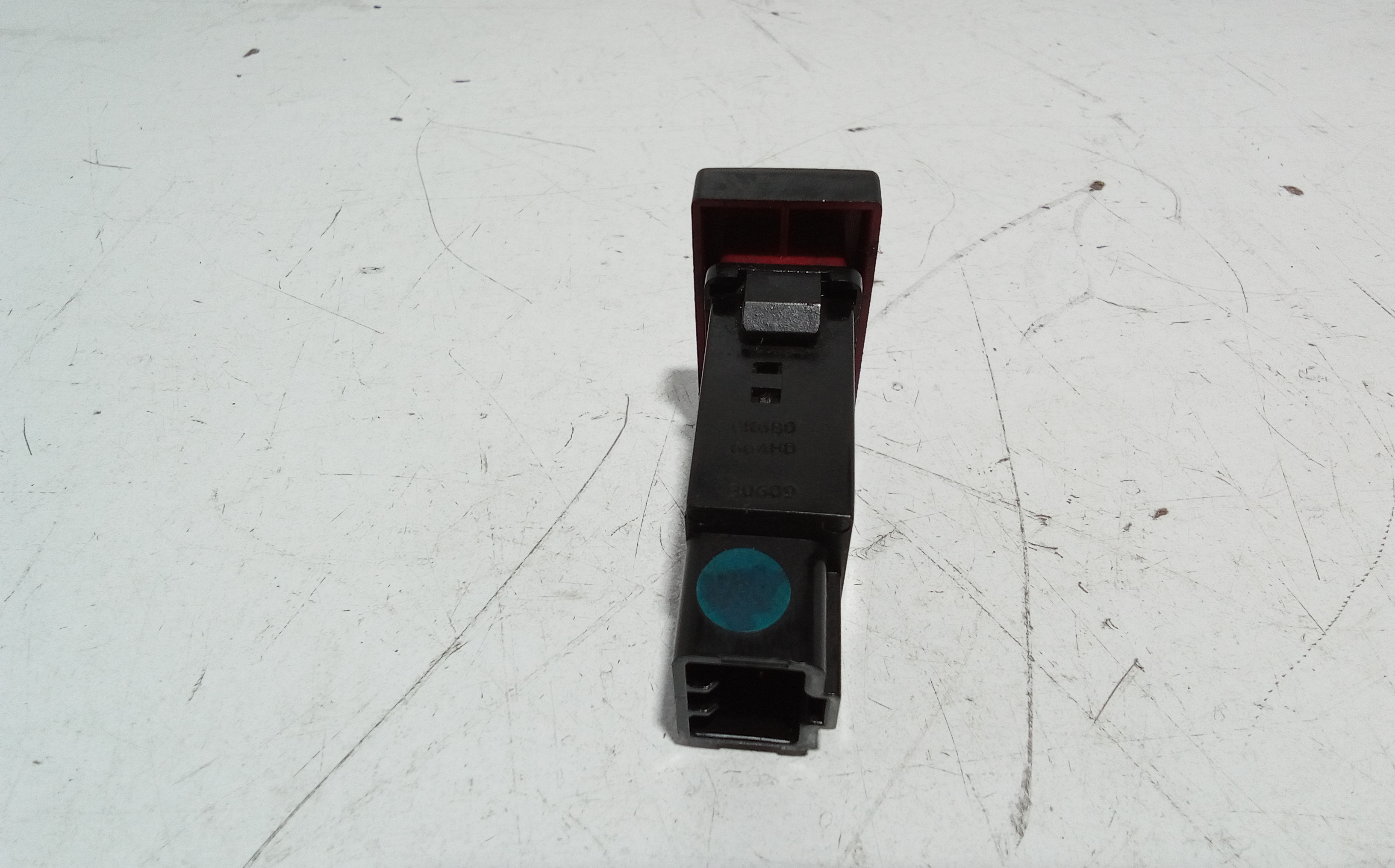 Pulsante luci di emergenza per Kia K 2500 Serie (05>) (2005 - In produzione)