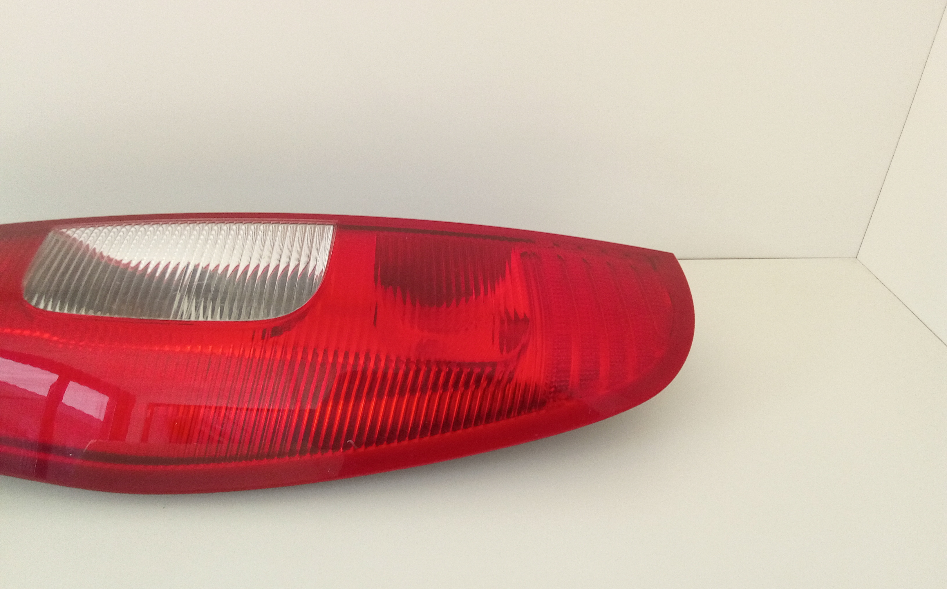 Stop fanale Posteriore sinistro lato Guida per Mitsubishi Colt Serie 3p (z30)  (04>12) (2004 - 2012)