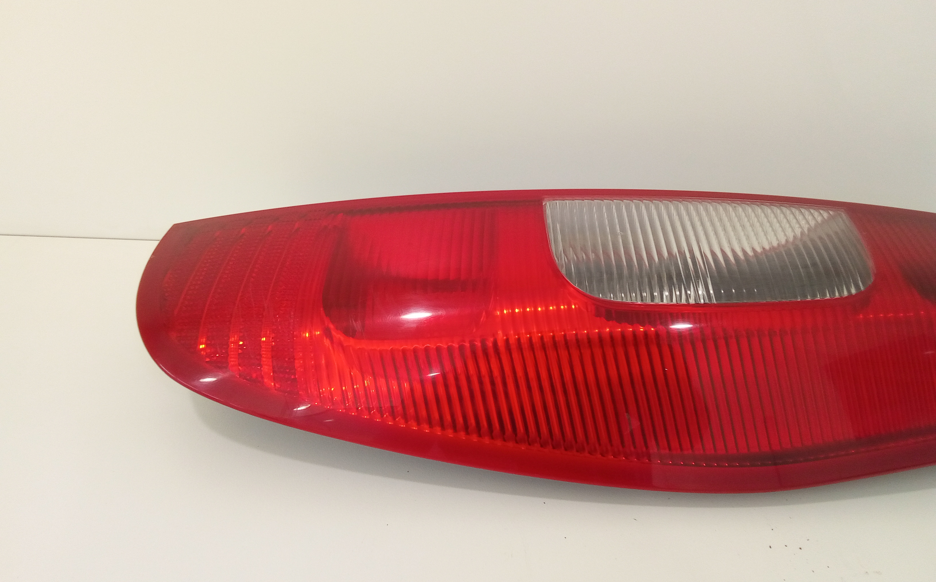 Stop fanale posteriore Destro Passeggero per Mitsubishi Colt Serie 3p (z30)  (04>12) (2004 - 2012)