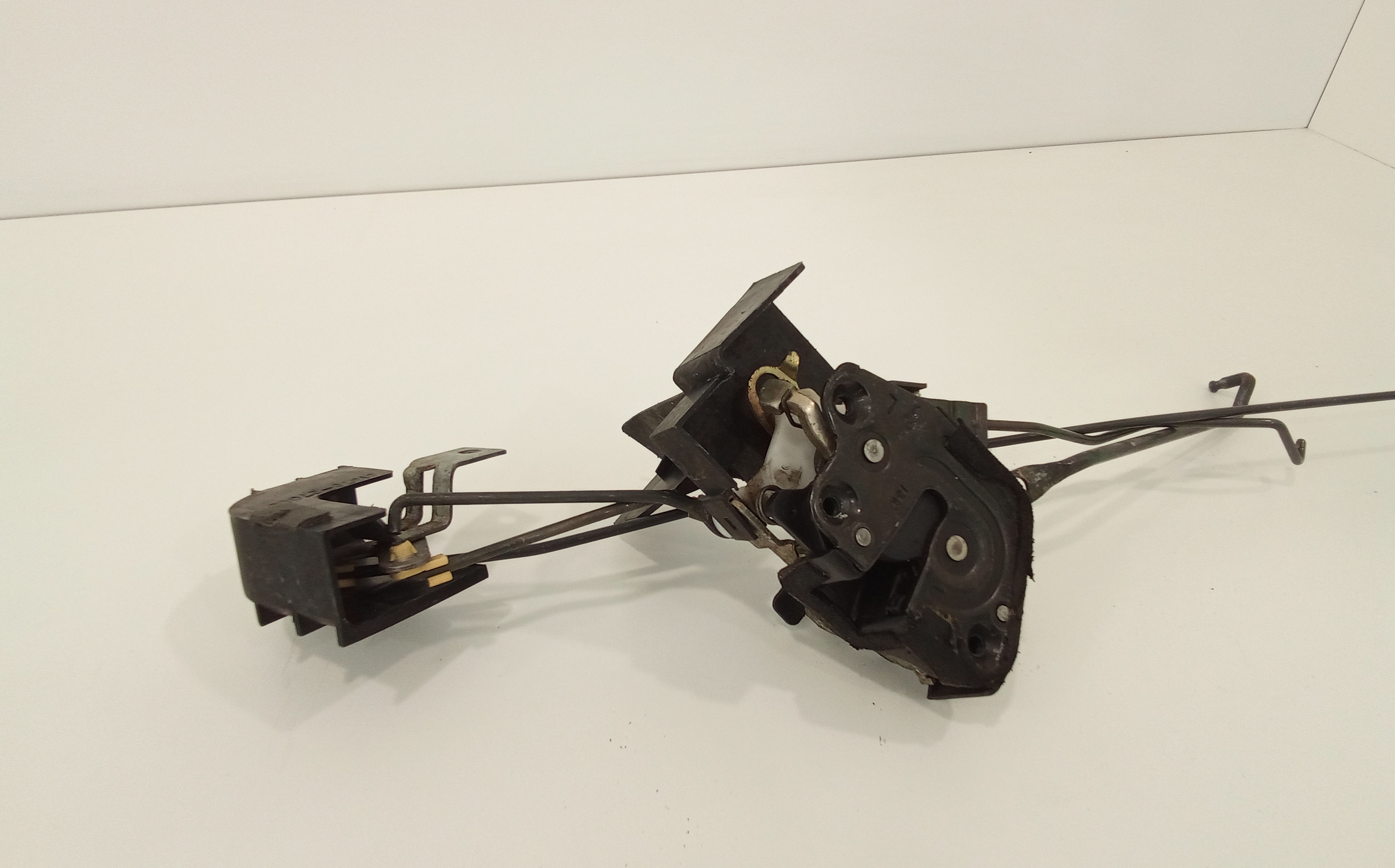 Serratura Anteriore Sinistra per Hyundai Coup 1 Serie (1996 - 1999)