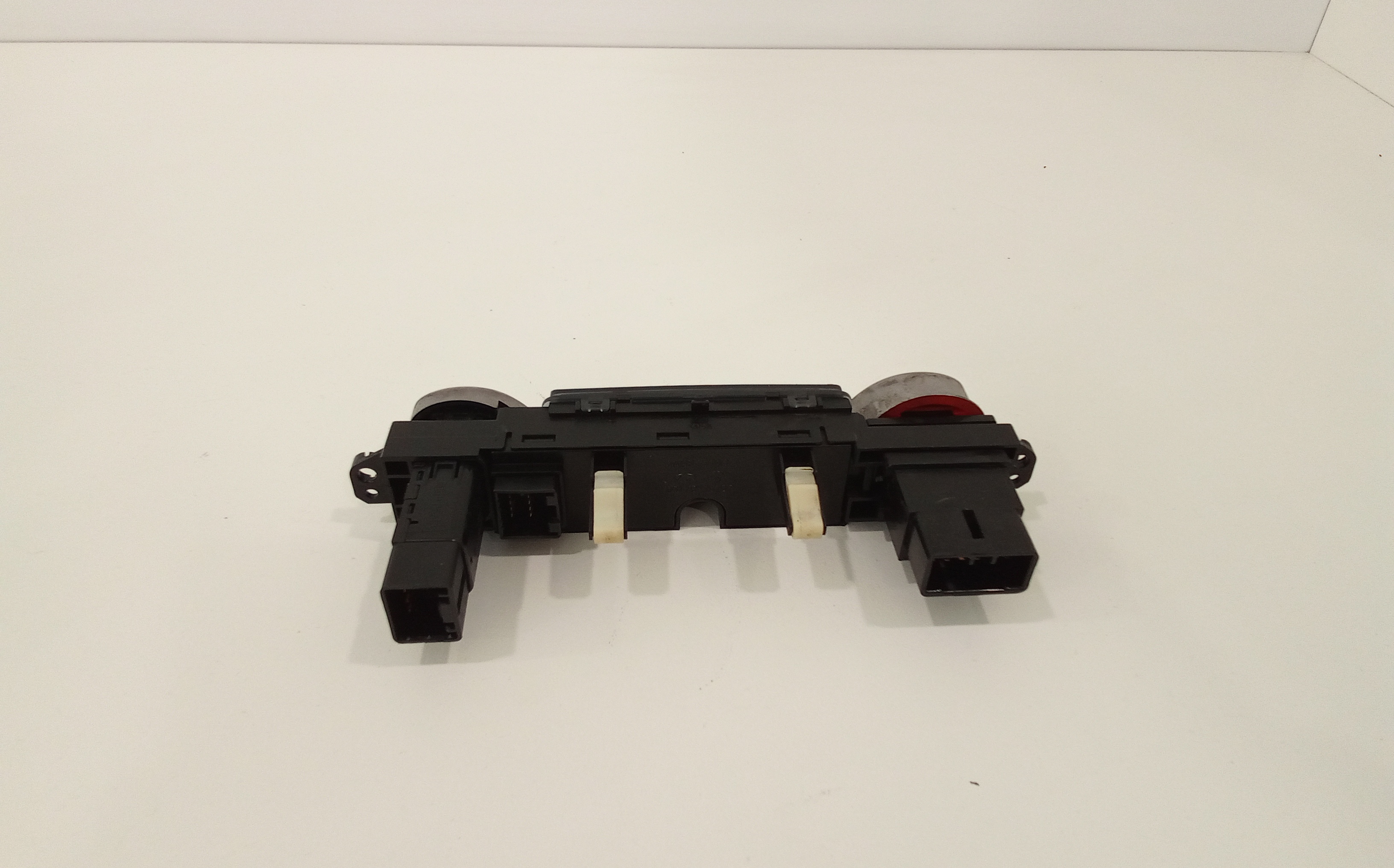 Pulsante luci di emergenza per Hyundai I20 1 Serie (2008 - 2014)