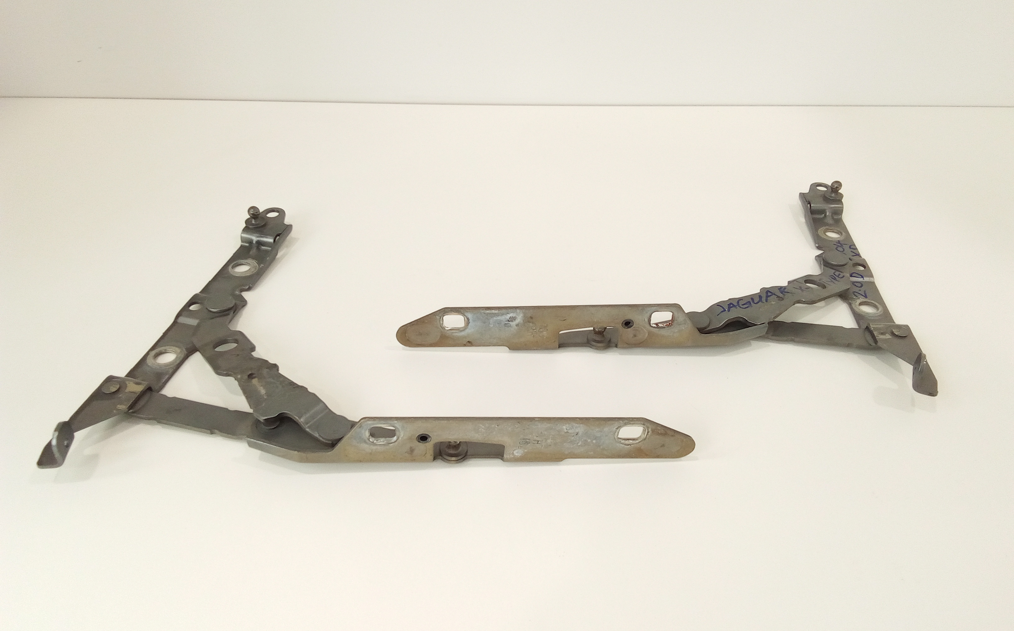 Cerniere cofano anteriore dx e sx per Jaguar X-type  Serie (2001 - 2008)