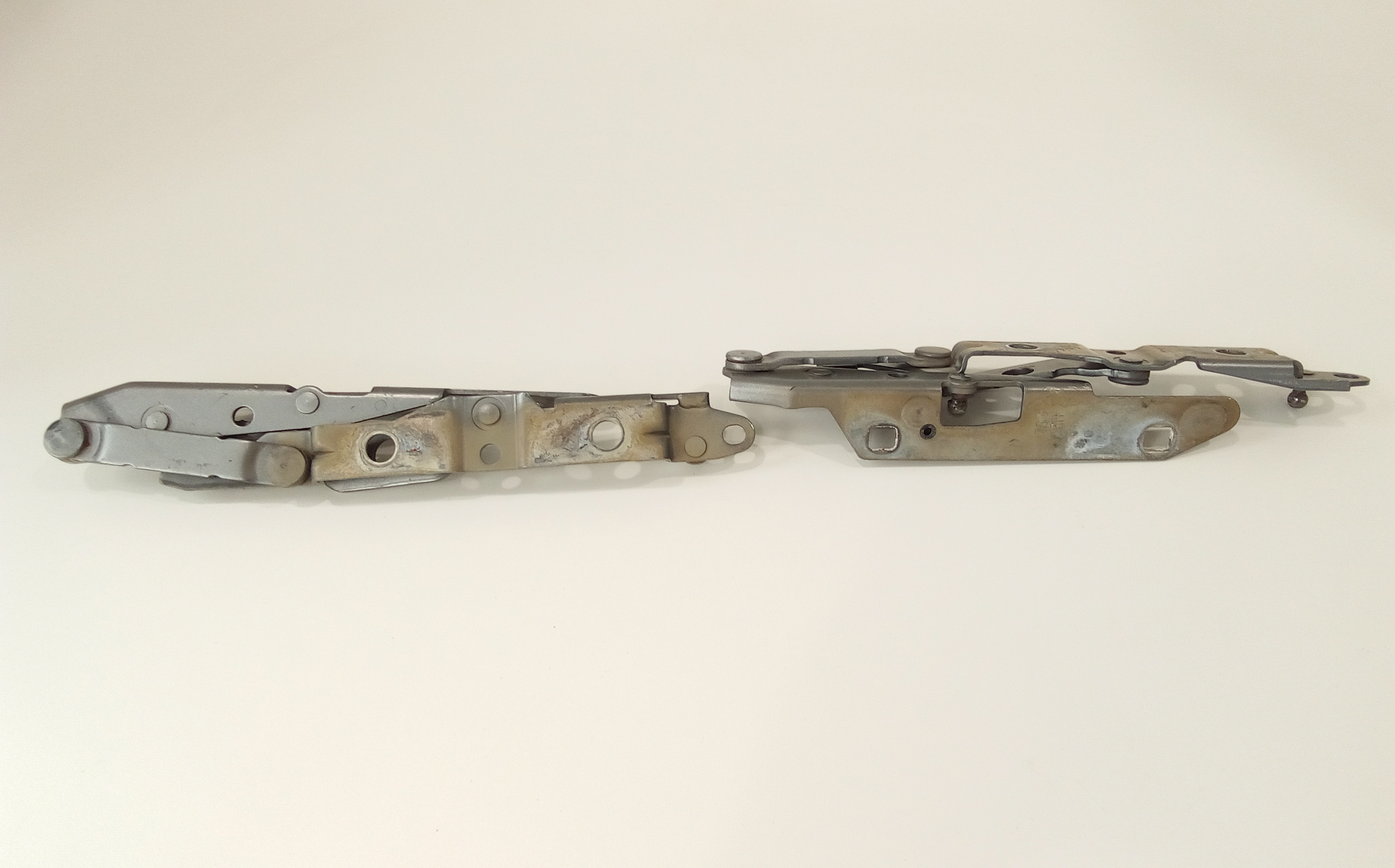 Cerniere cofano anteriore dx e sx per Jaguar X-type  Serie (2001 - 2008)