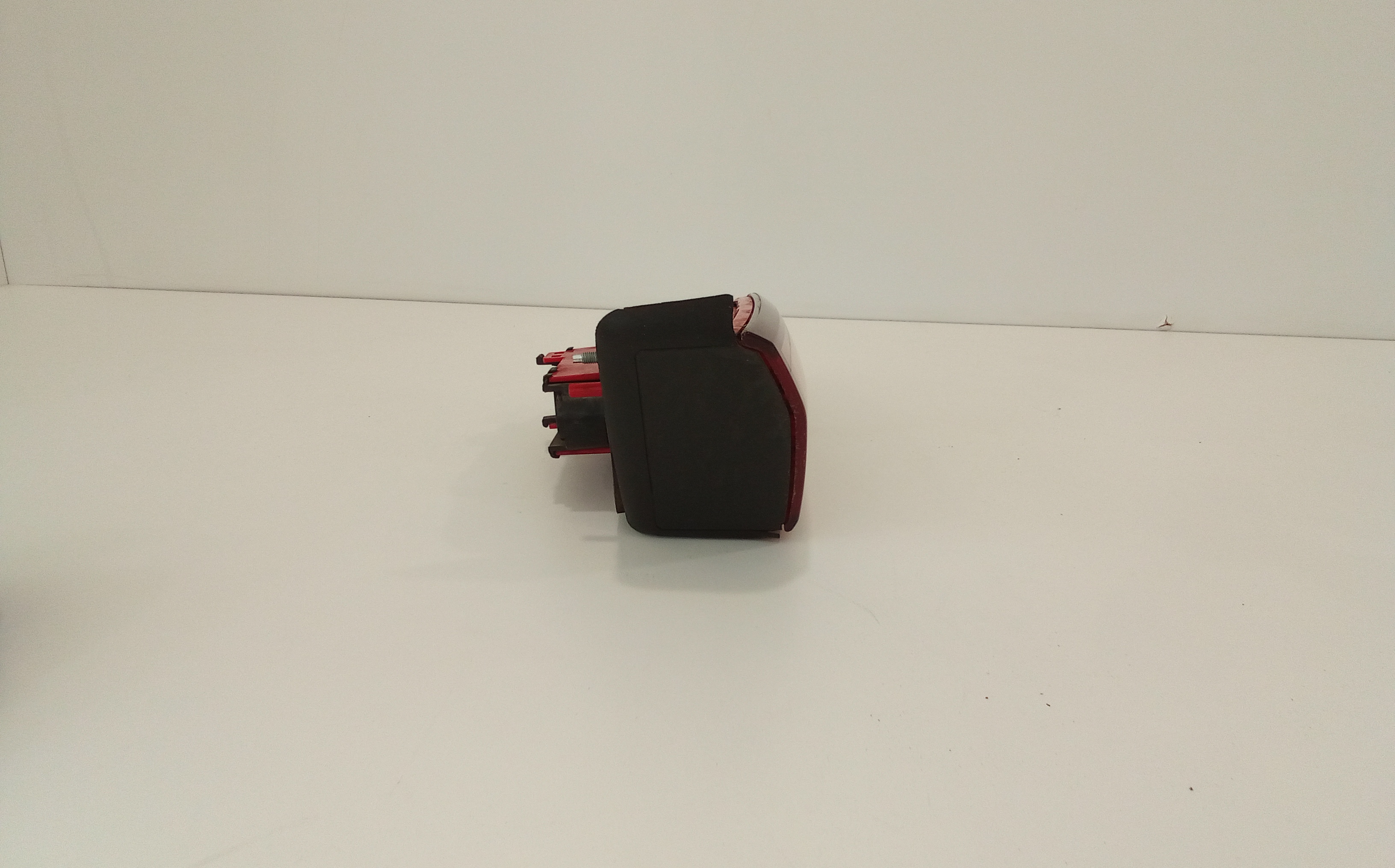 Stop Posteriore Sinistro Integrato nel Portello per Alfa Romeo 159 Sportwagon Serie (05>11) (2005 - 2011)